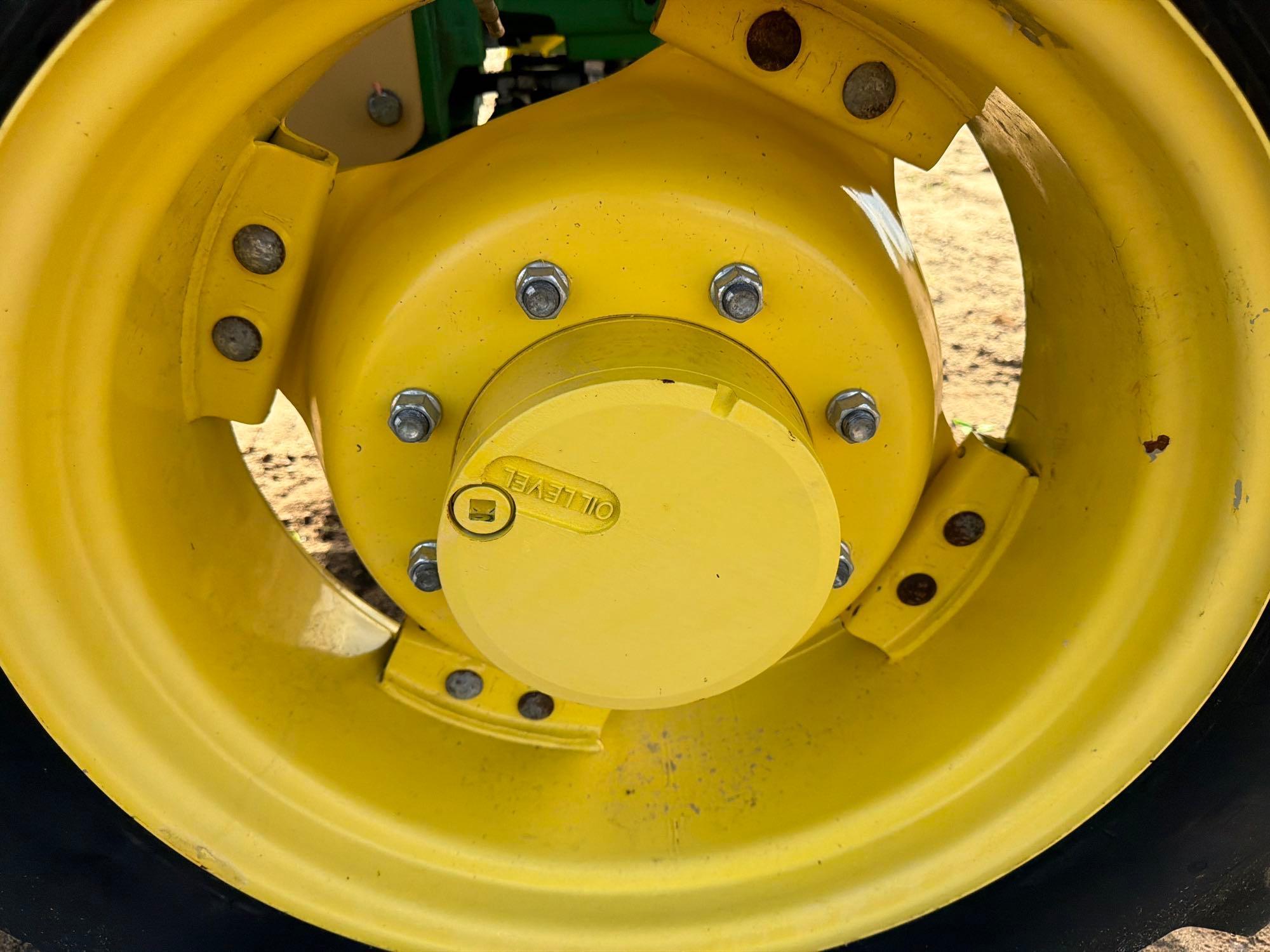 John Deere 5100E