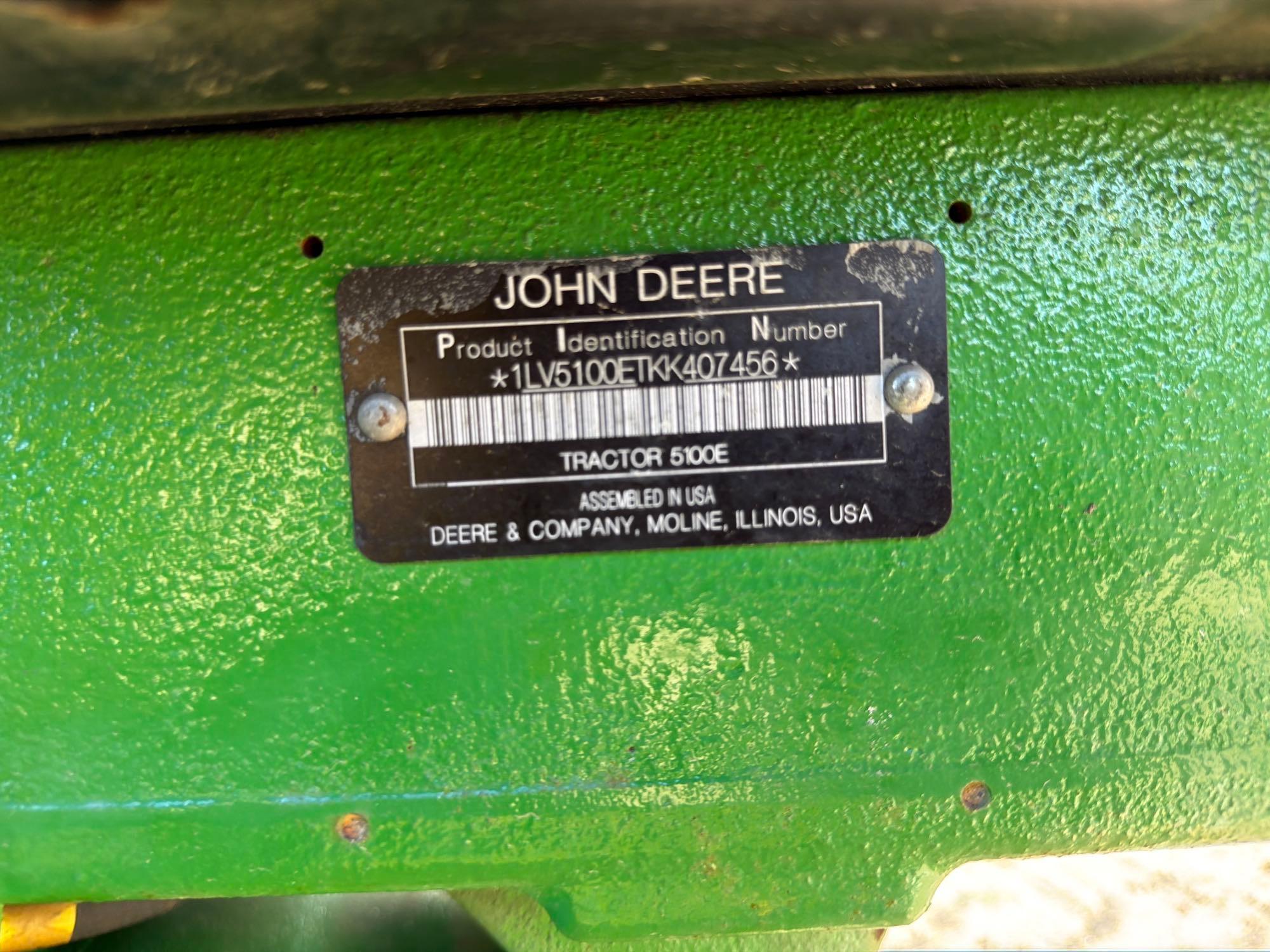 John Deere 5100E