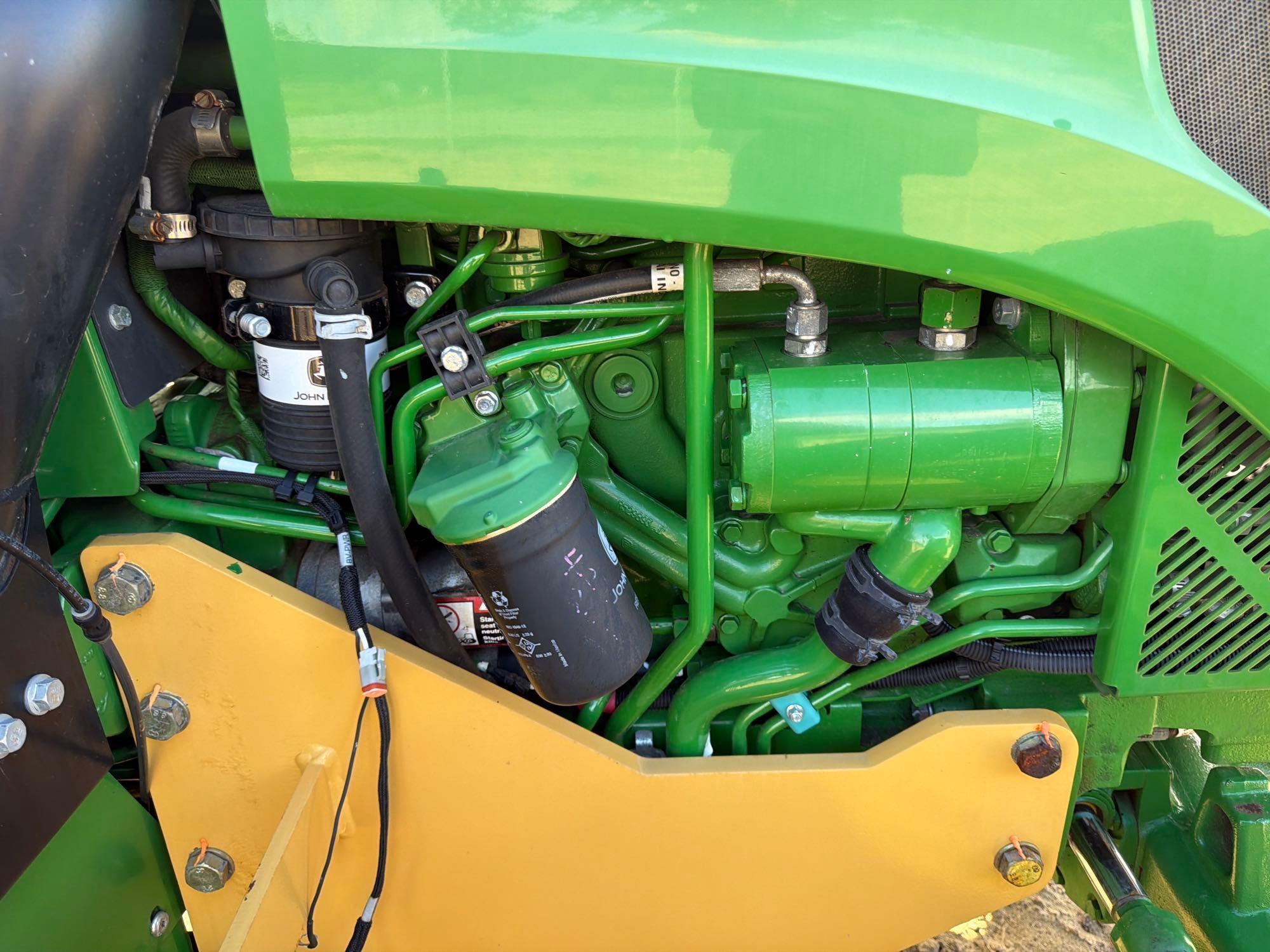 John Deere 5100E