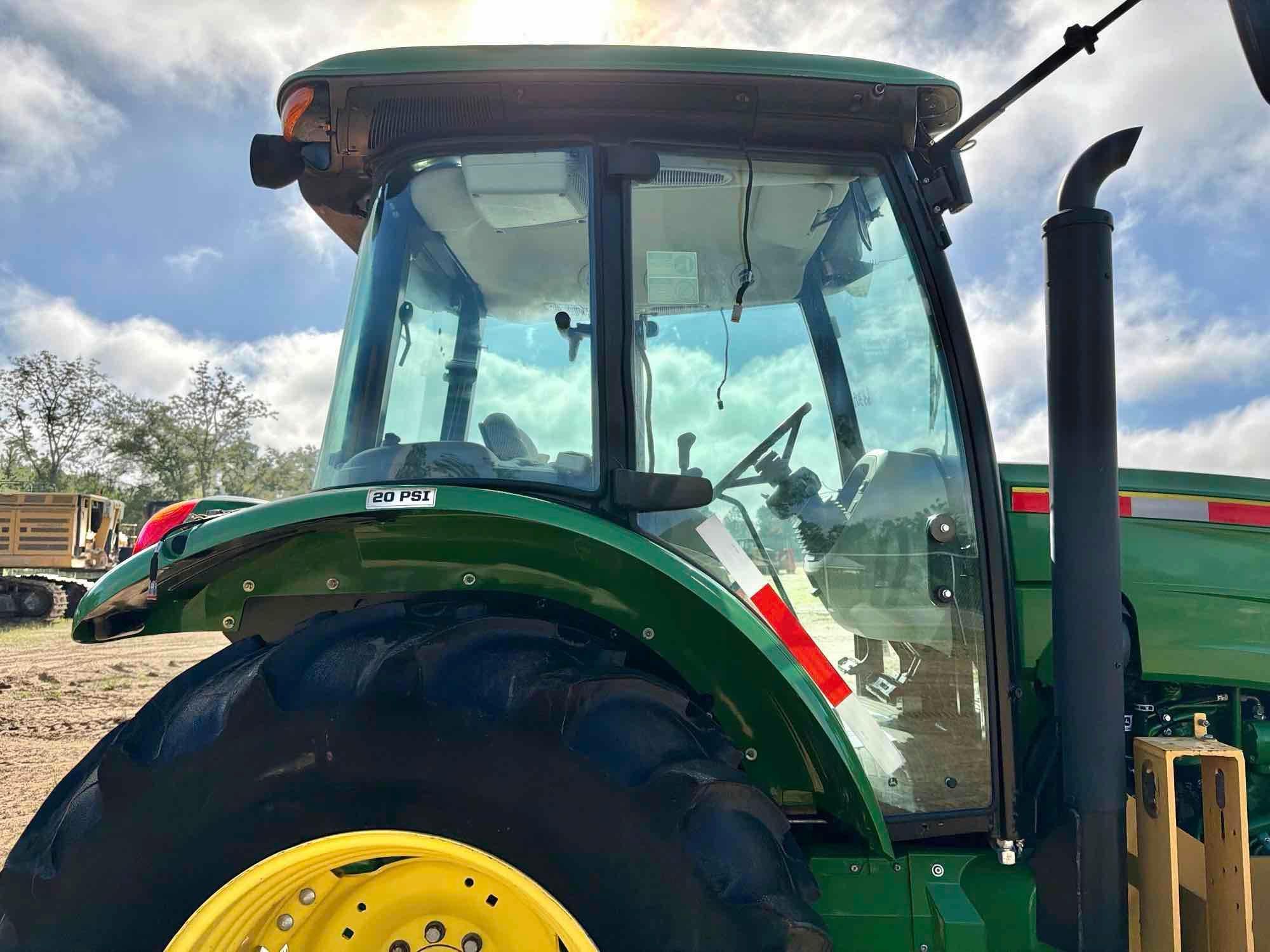 John Deere 5100E