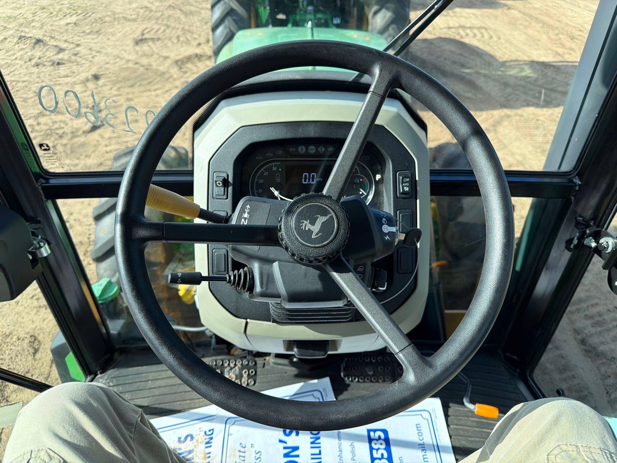 John Deere 5100E