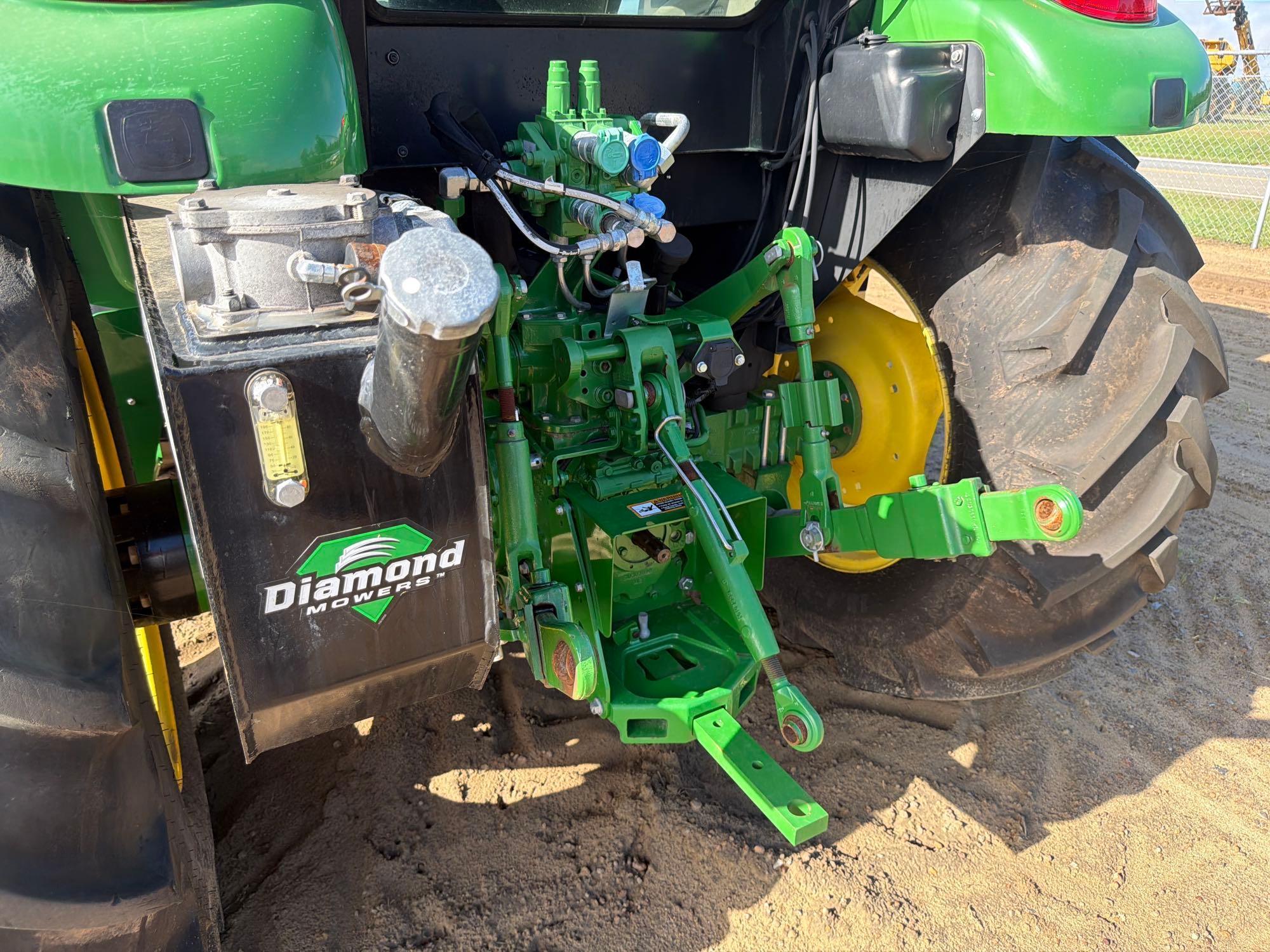 John Deere 5100E