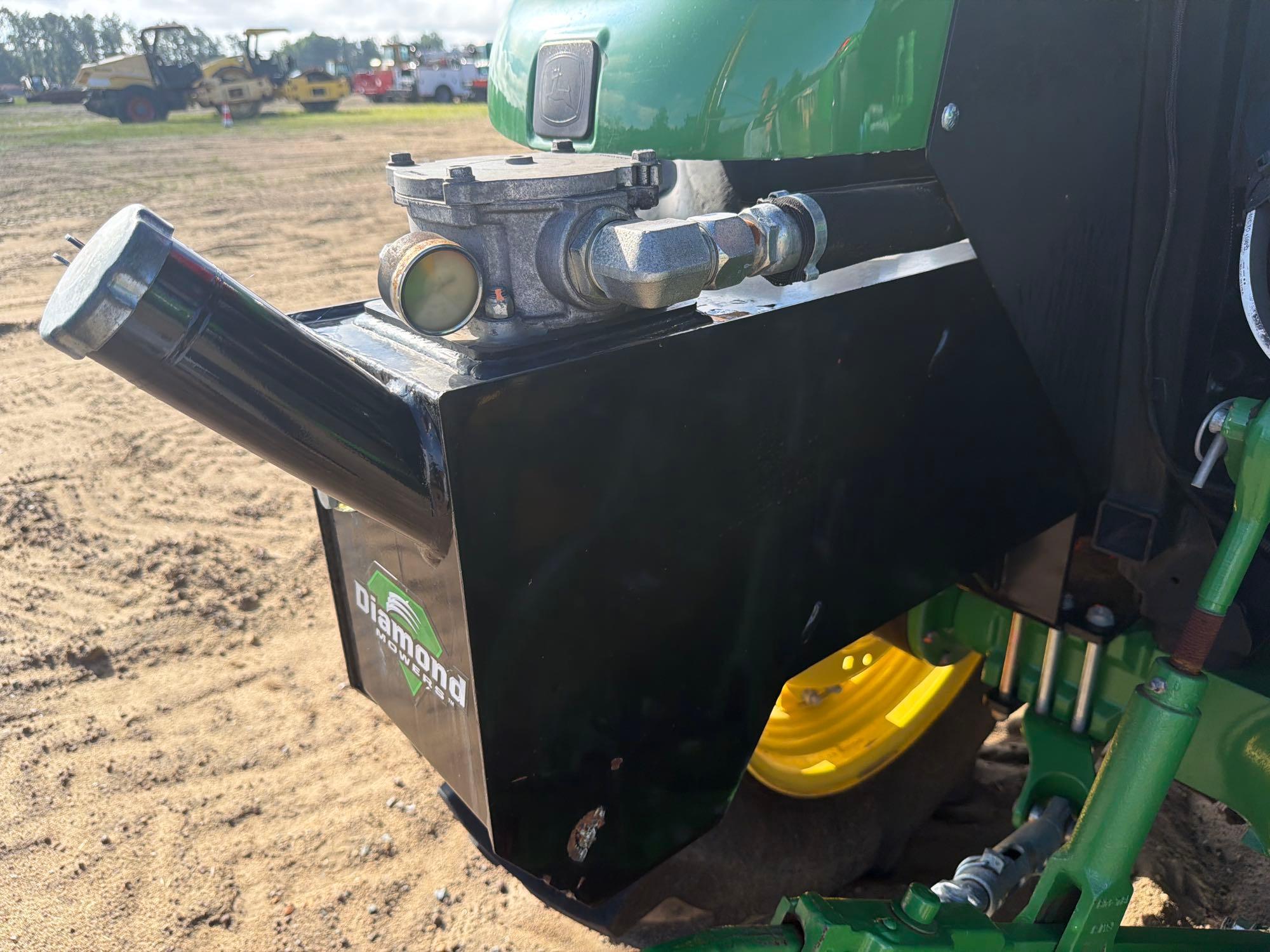 John Deere 5100E