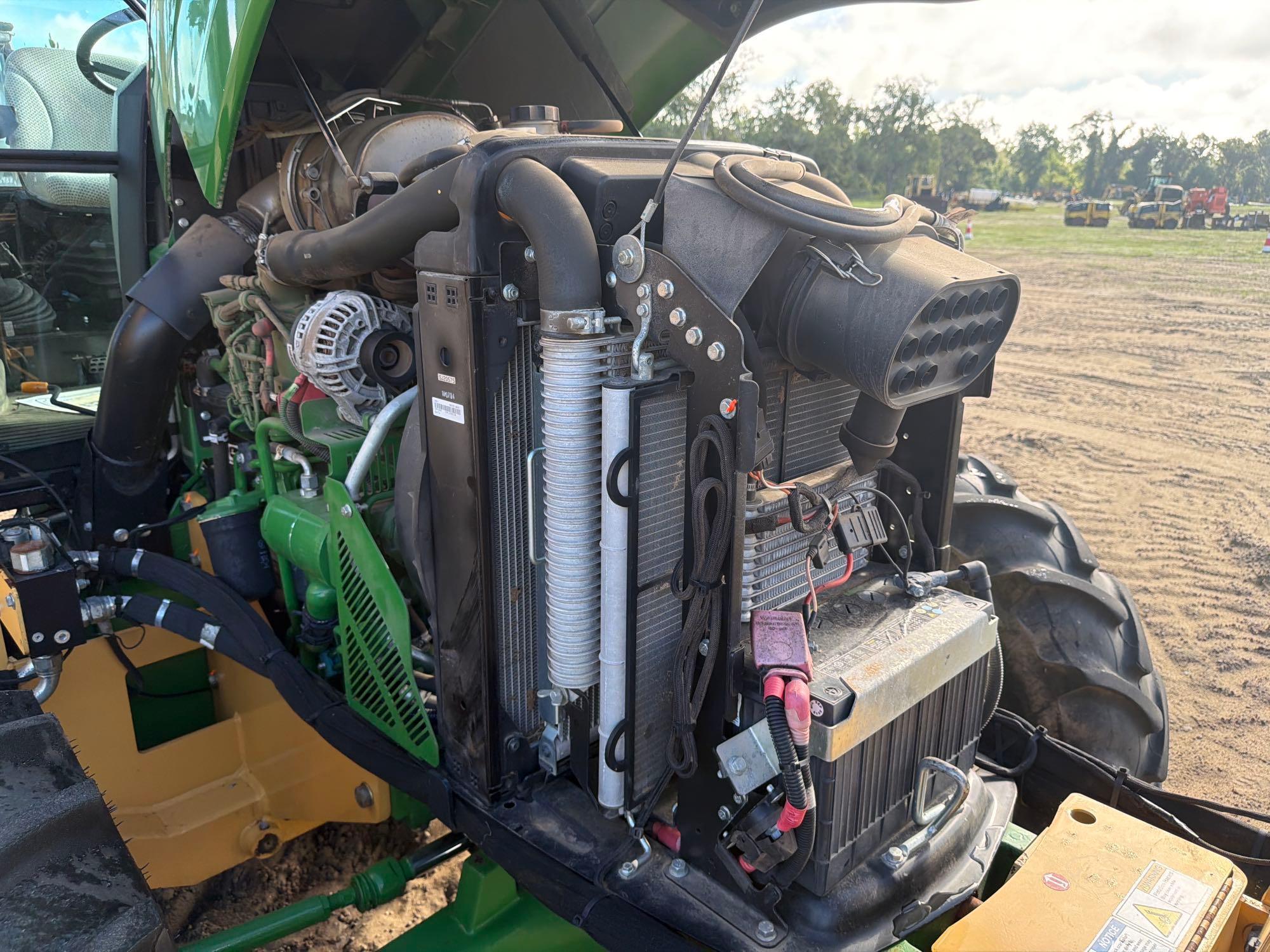 John Deere 5100E