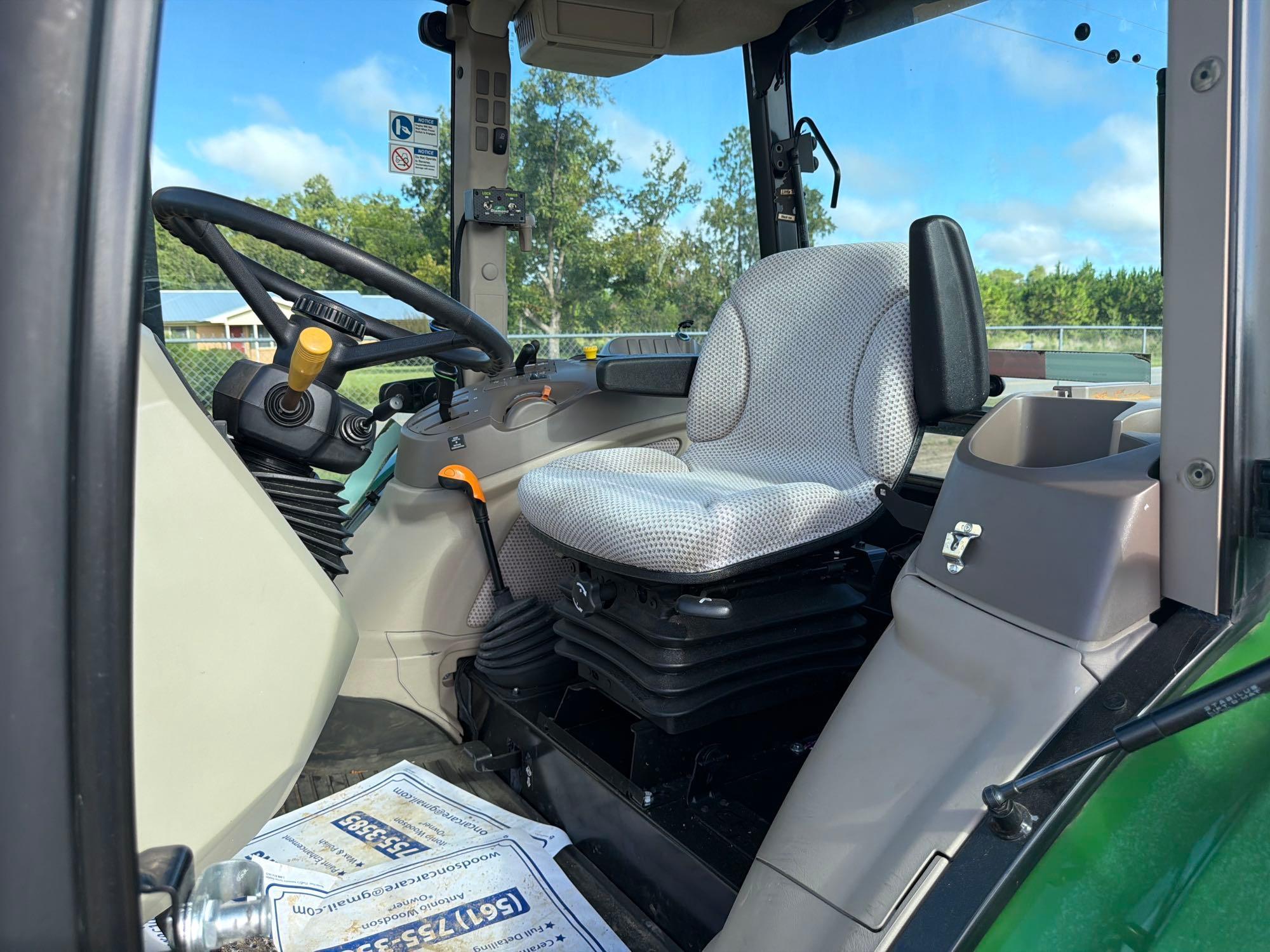 John Deere 5100E