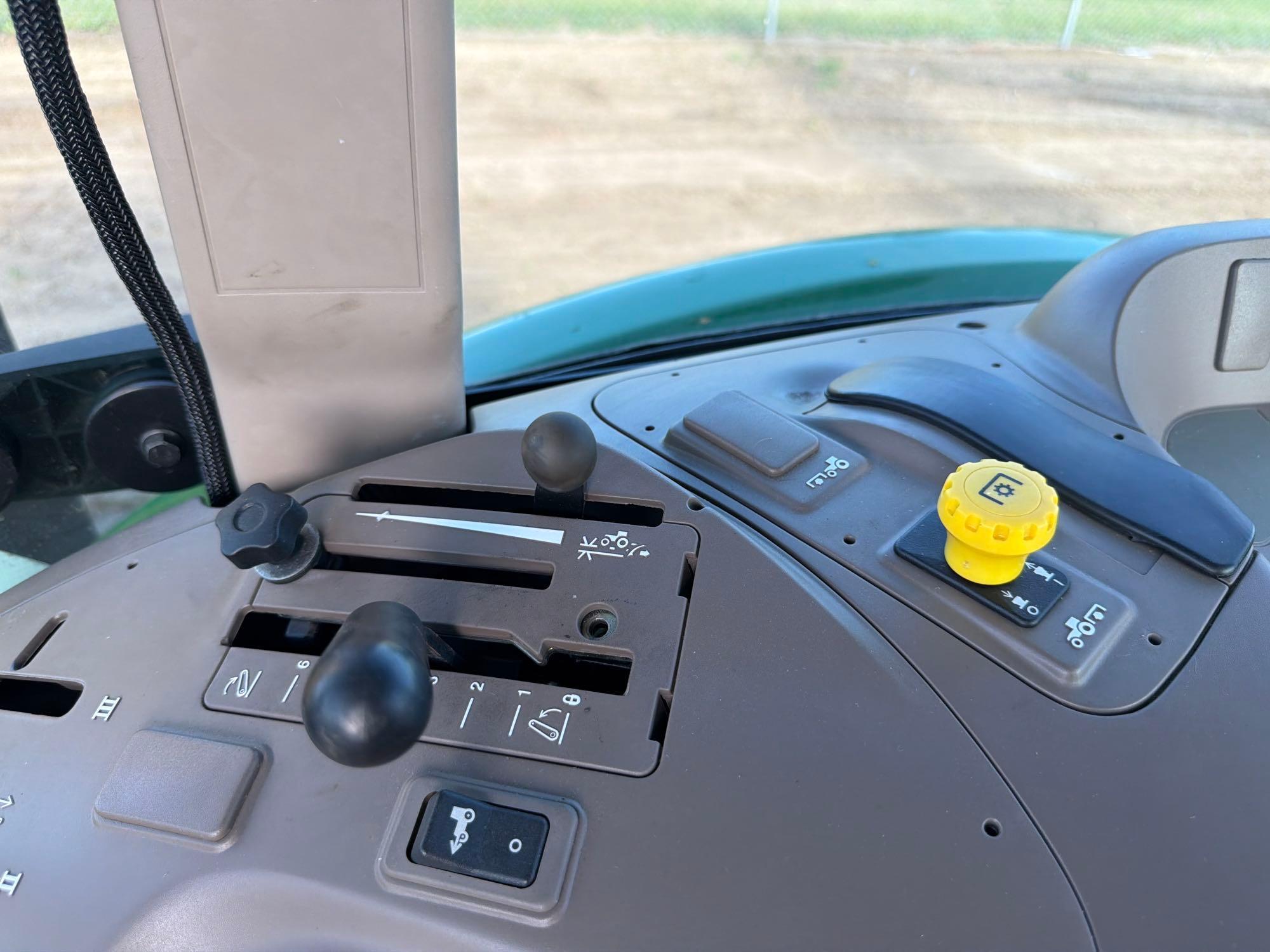 John Deere 5100E