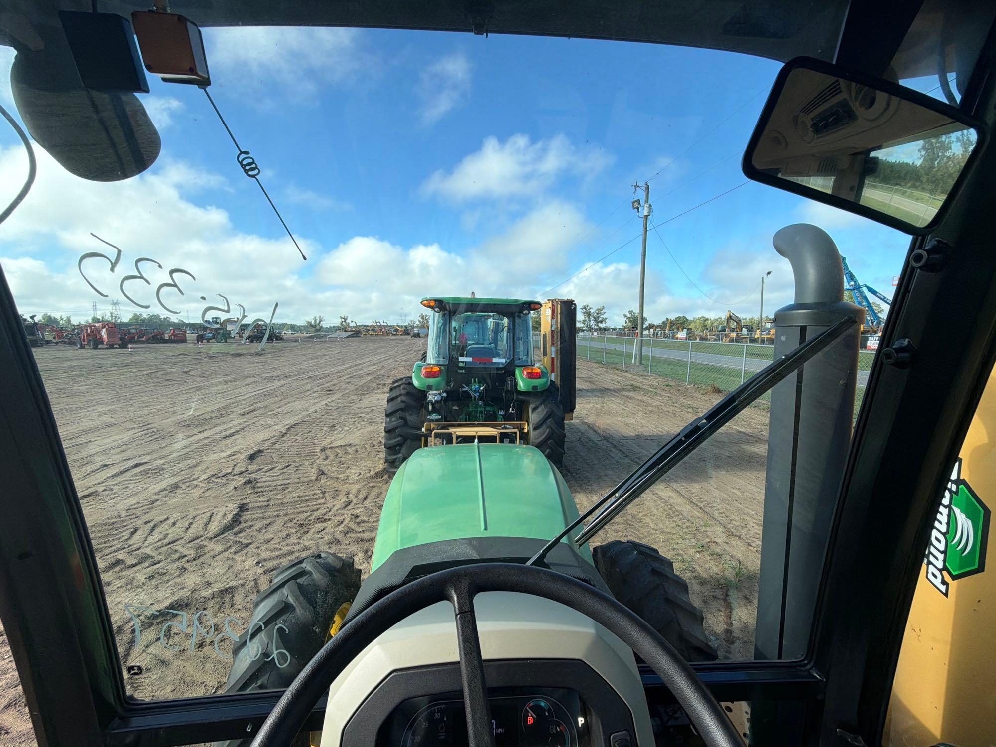 John Deere 5100E
