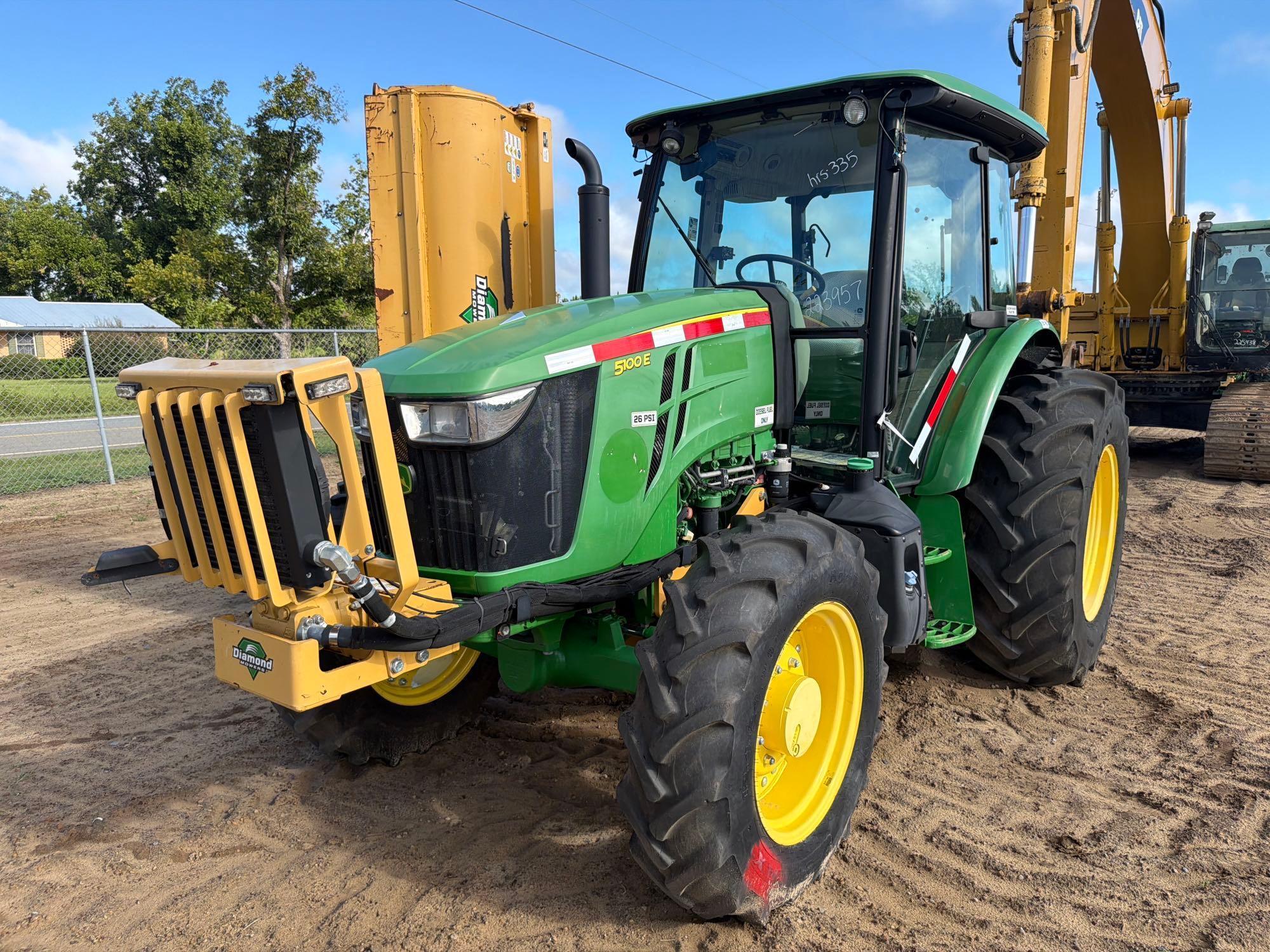 John Deere 5100E