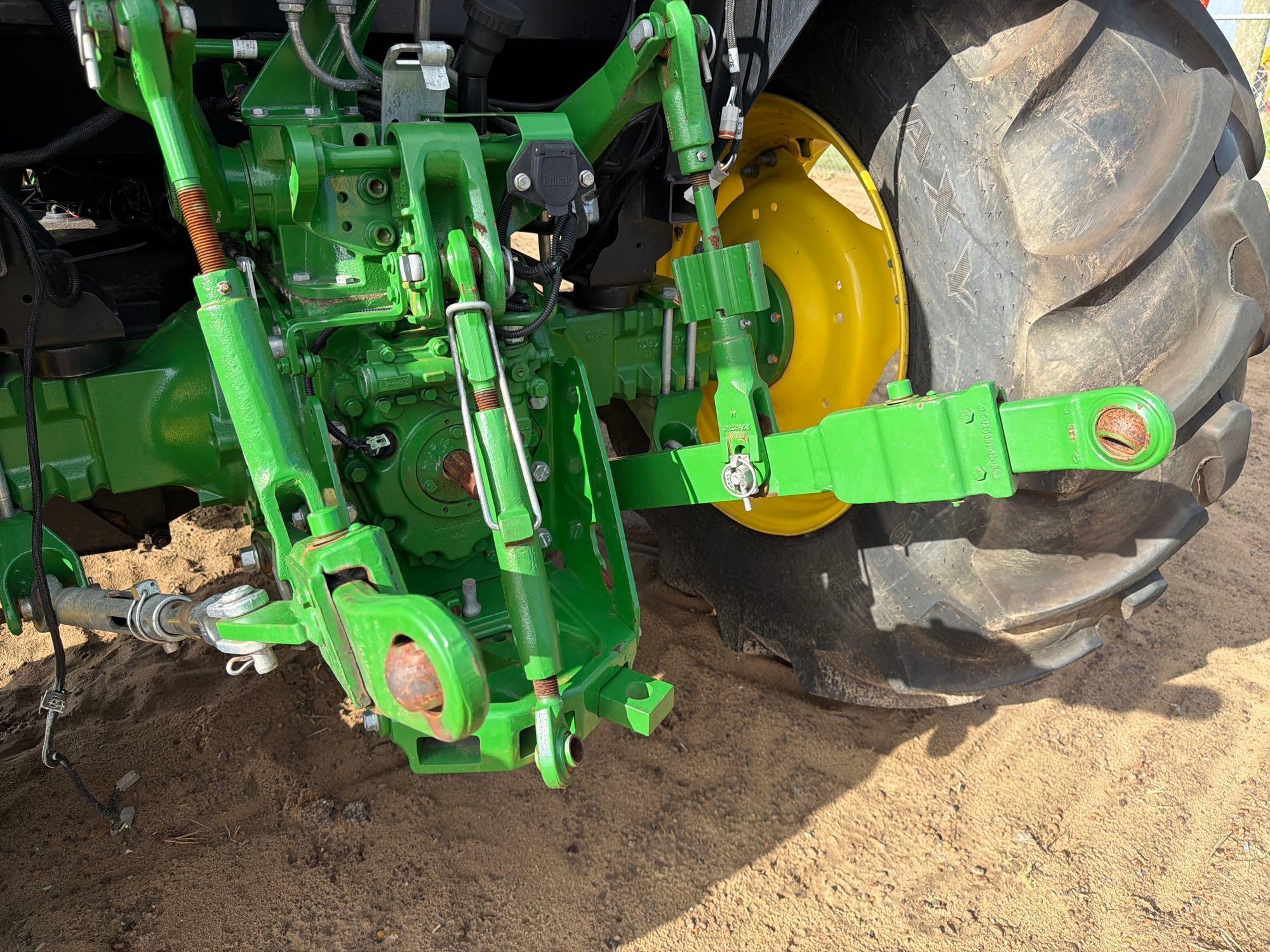 John Deere 5100E