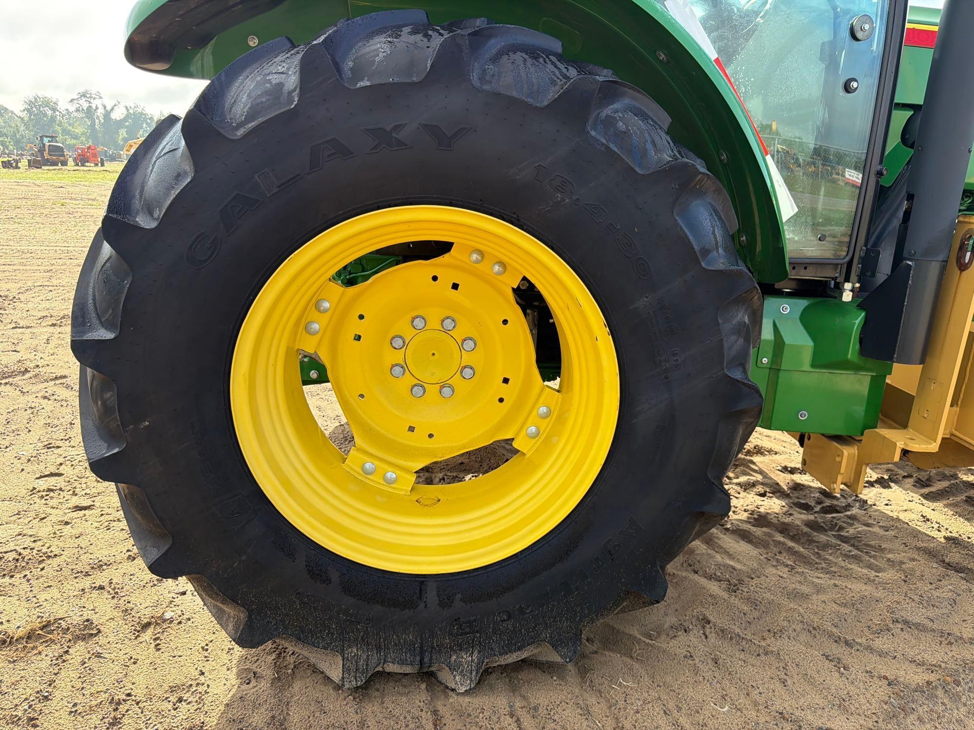 John Deere 5100E