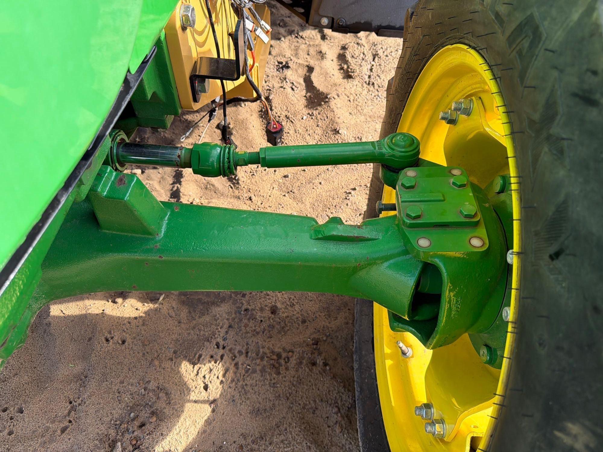 John Deere 5100E