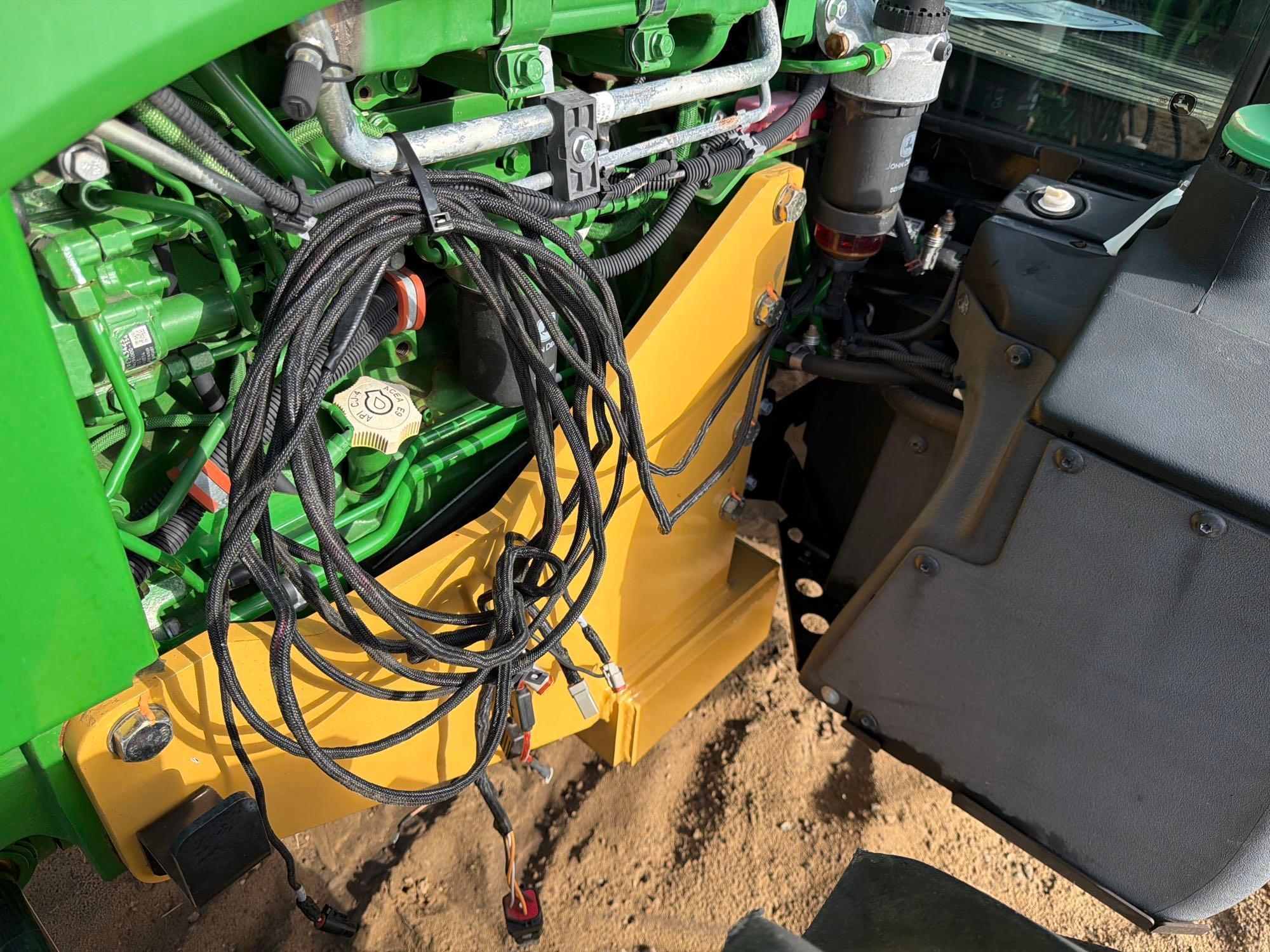 John Deere 5100E