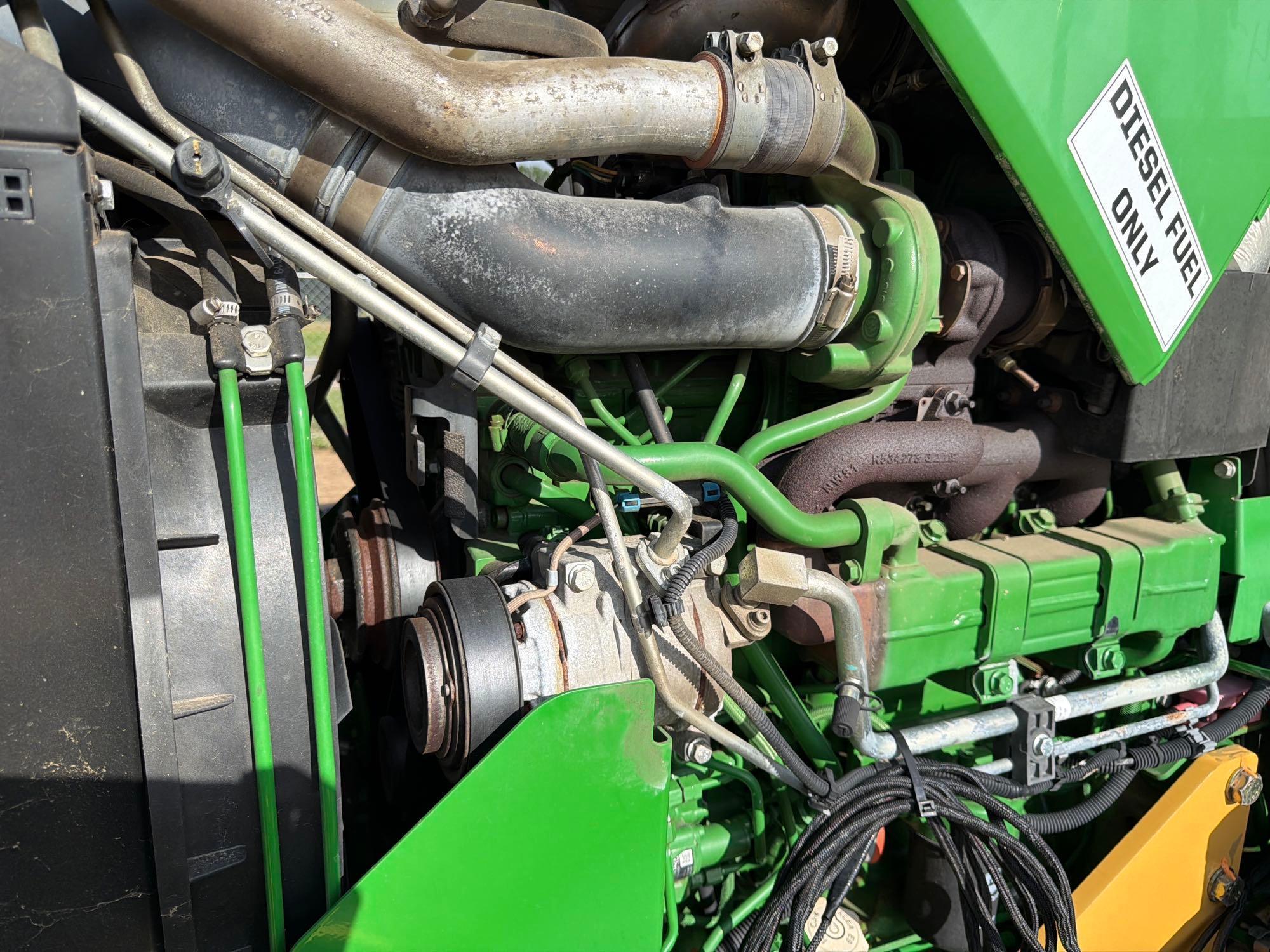 John Deere 5100E