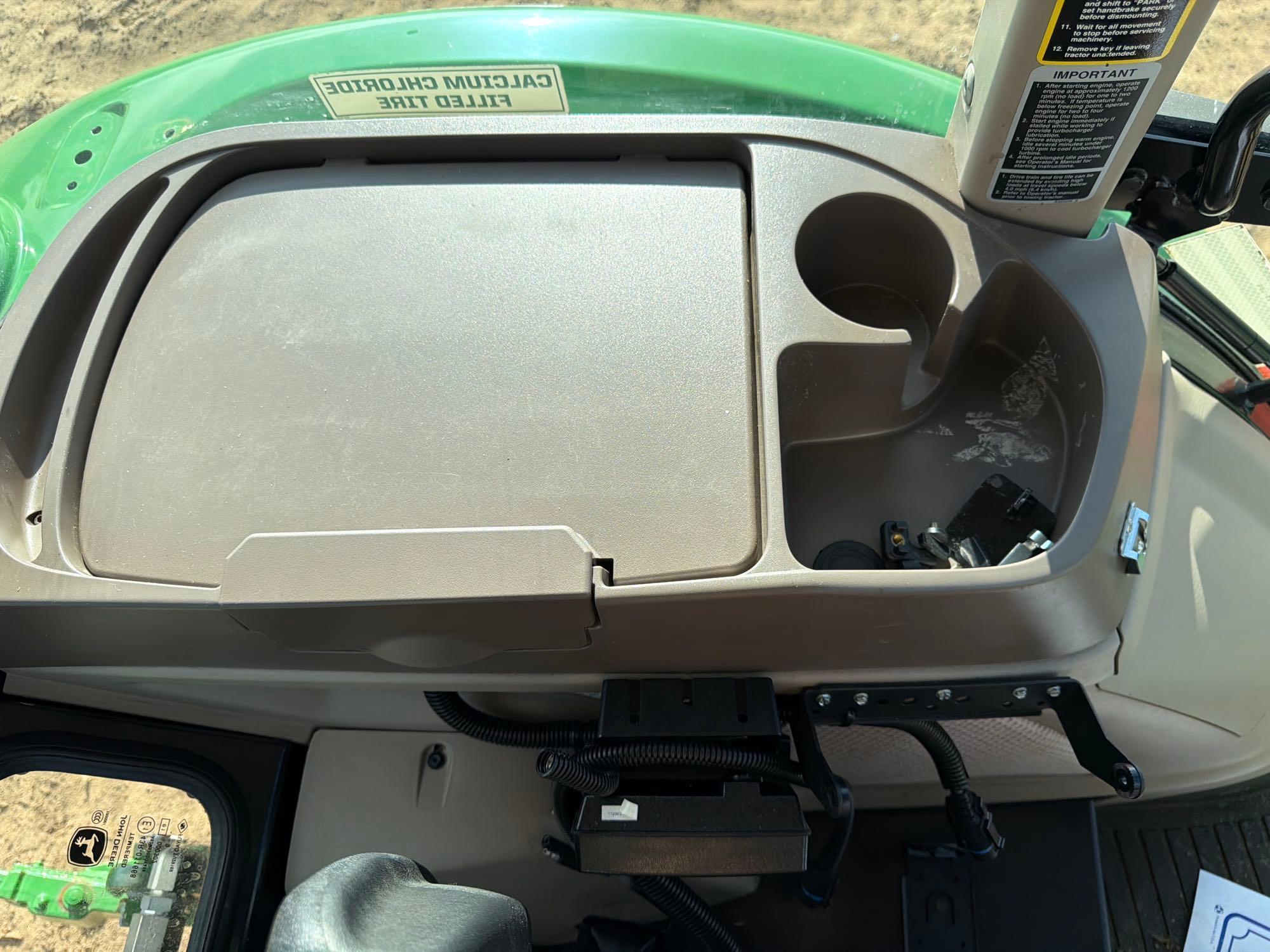 John Deere 5100E