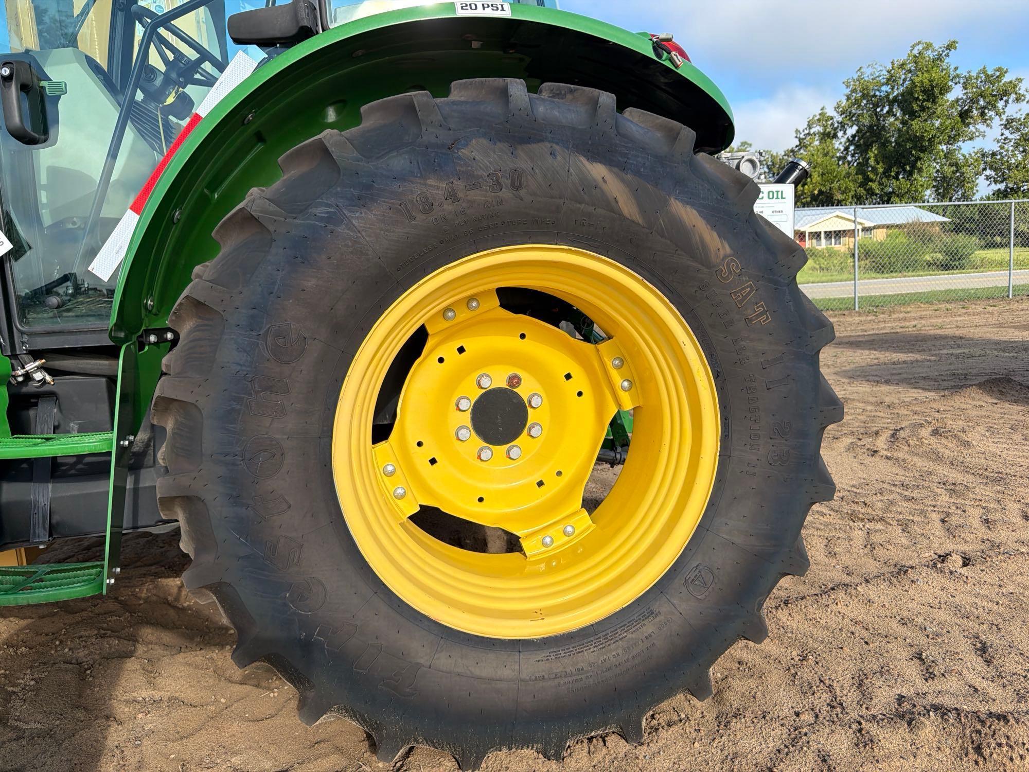John Deere 5100E