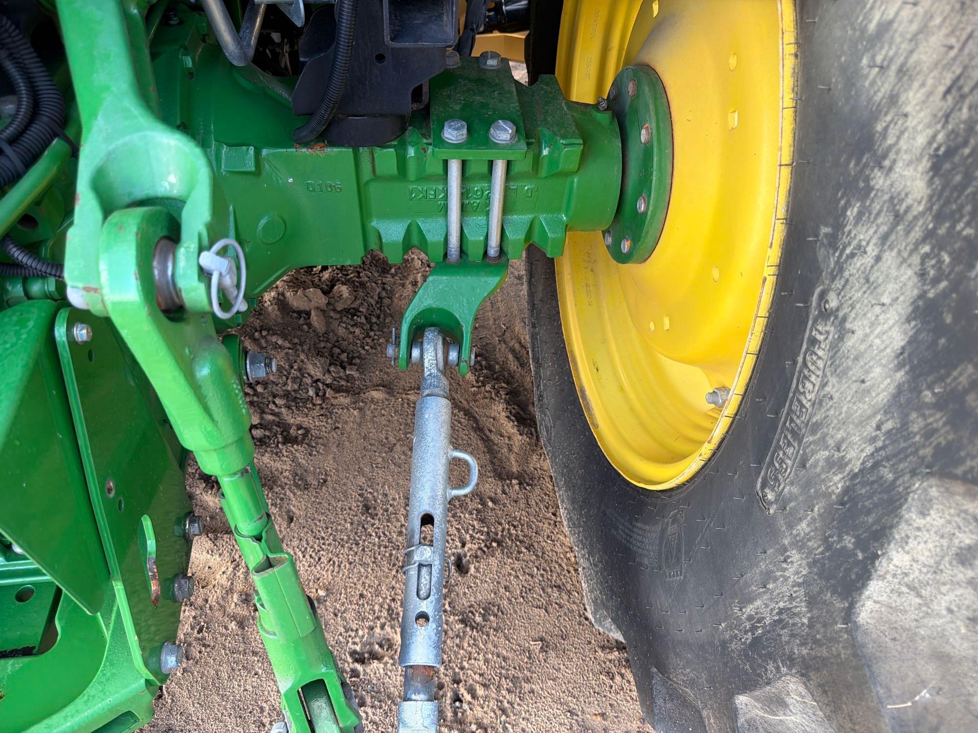 John Deere 5100E