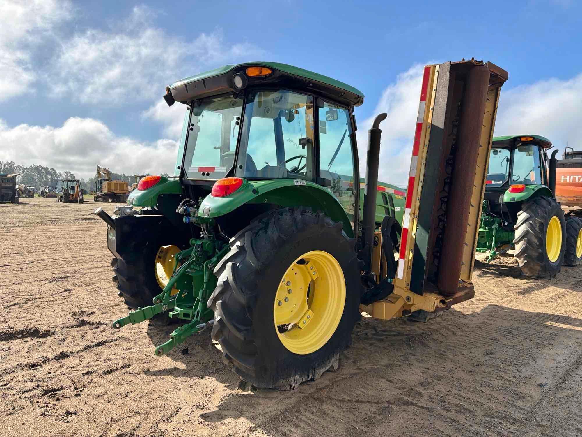 John Deere 5100E