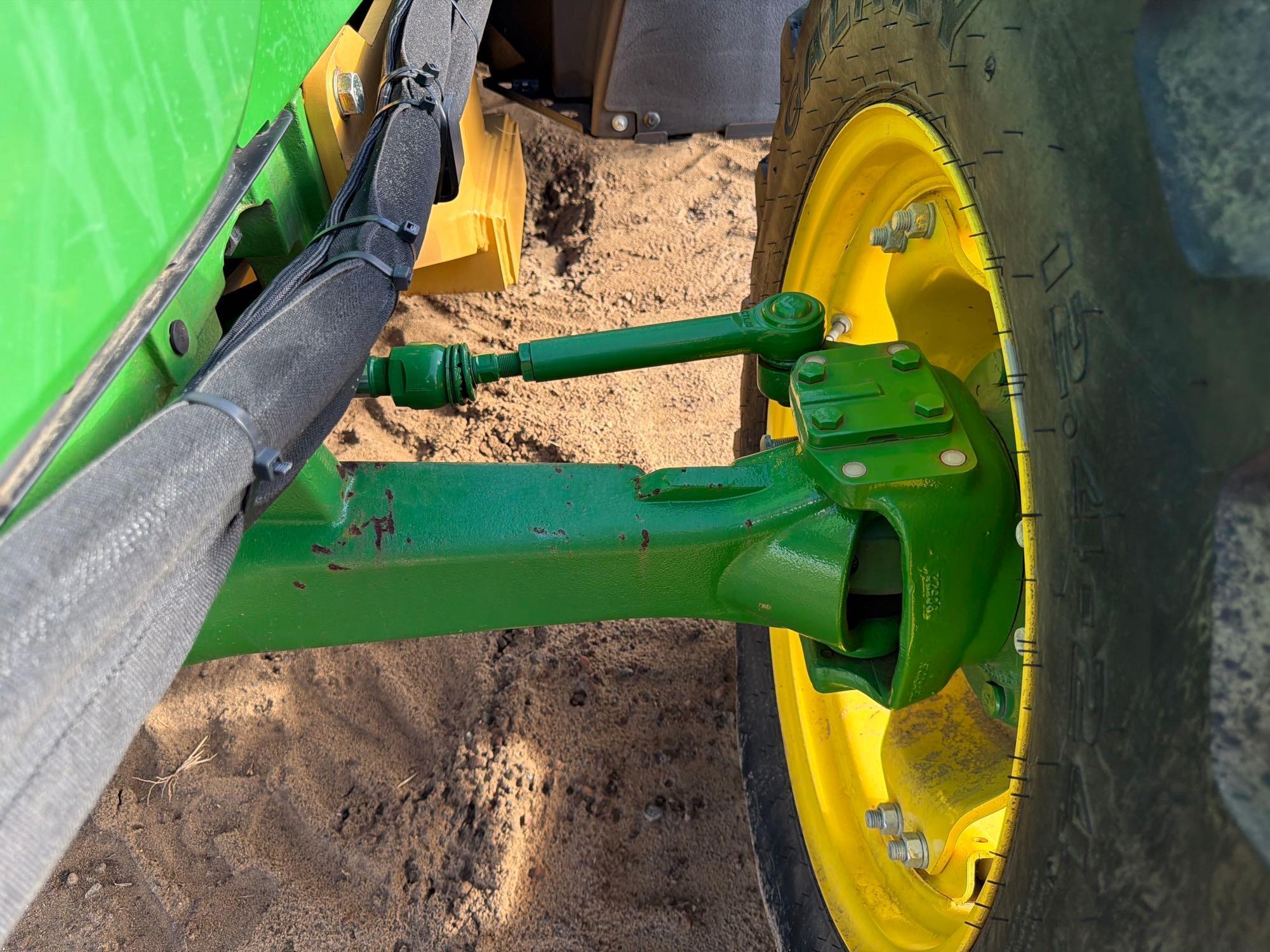 John Deere 5100E