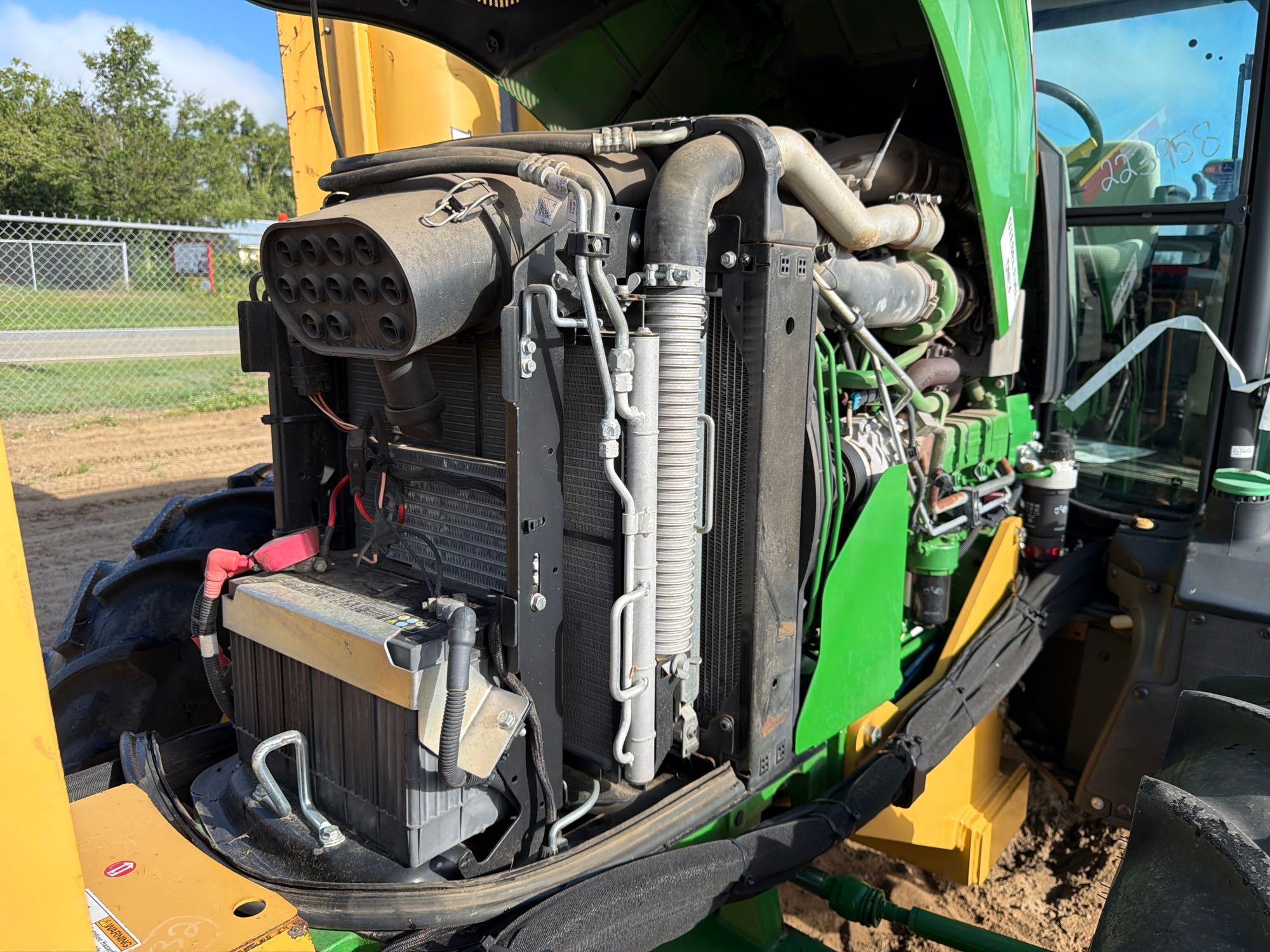 John Deere 5100E