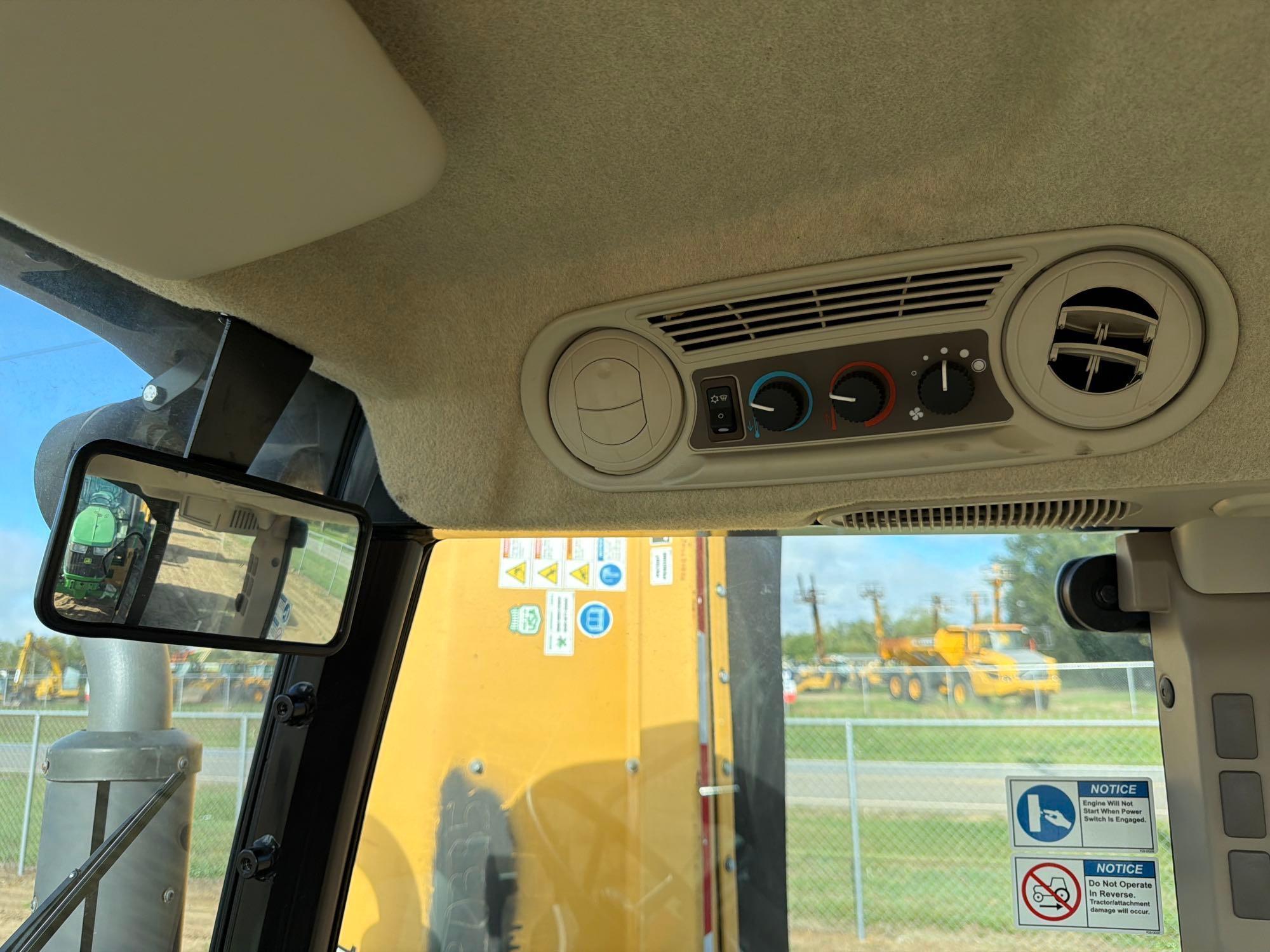 John Deere 5100E