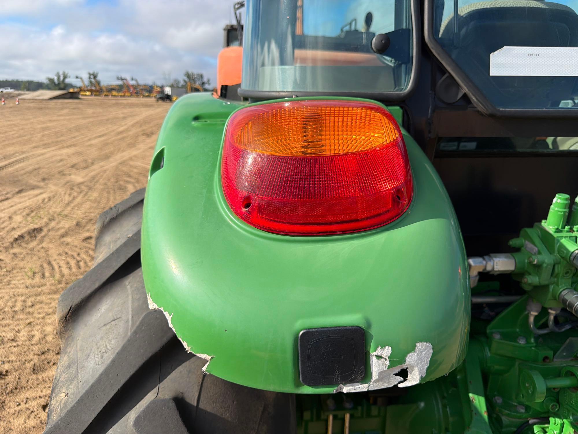 John Deere 5100E