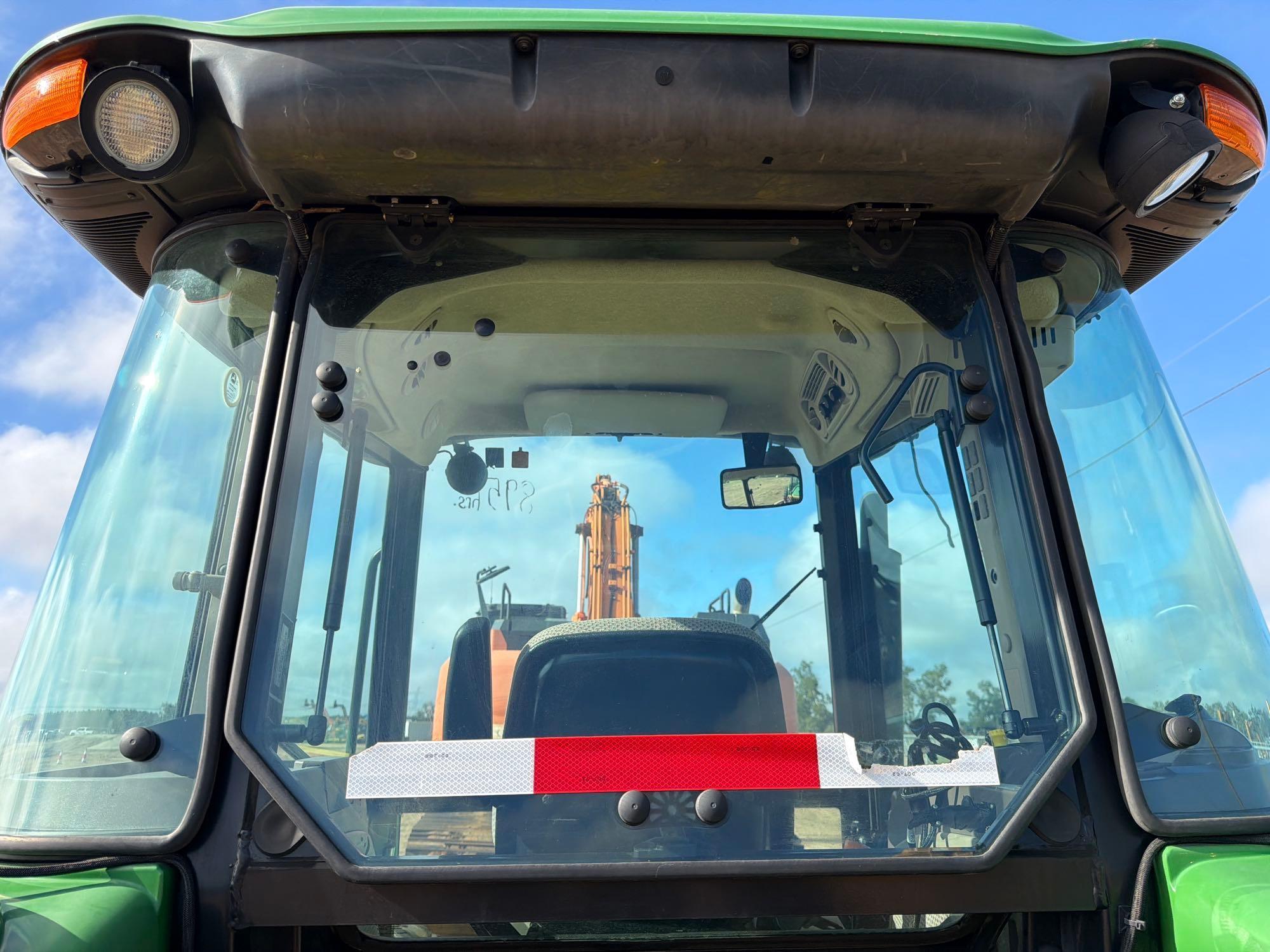 John Deere 5100E
