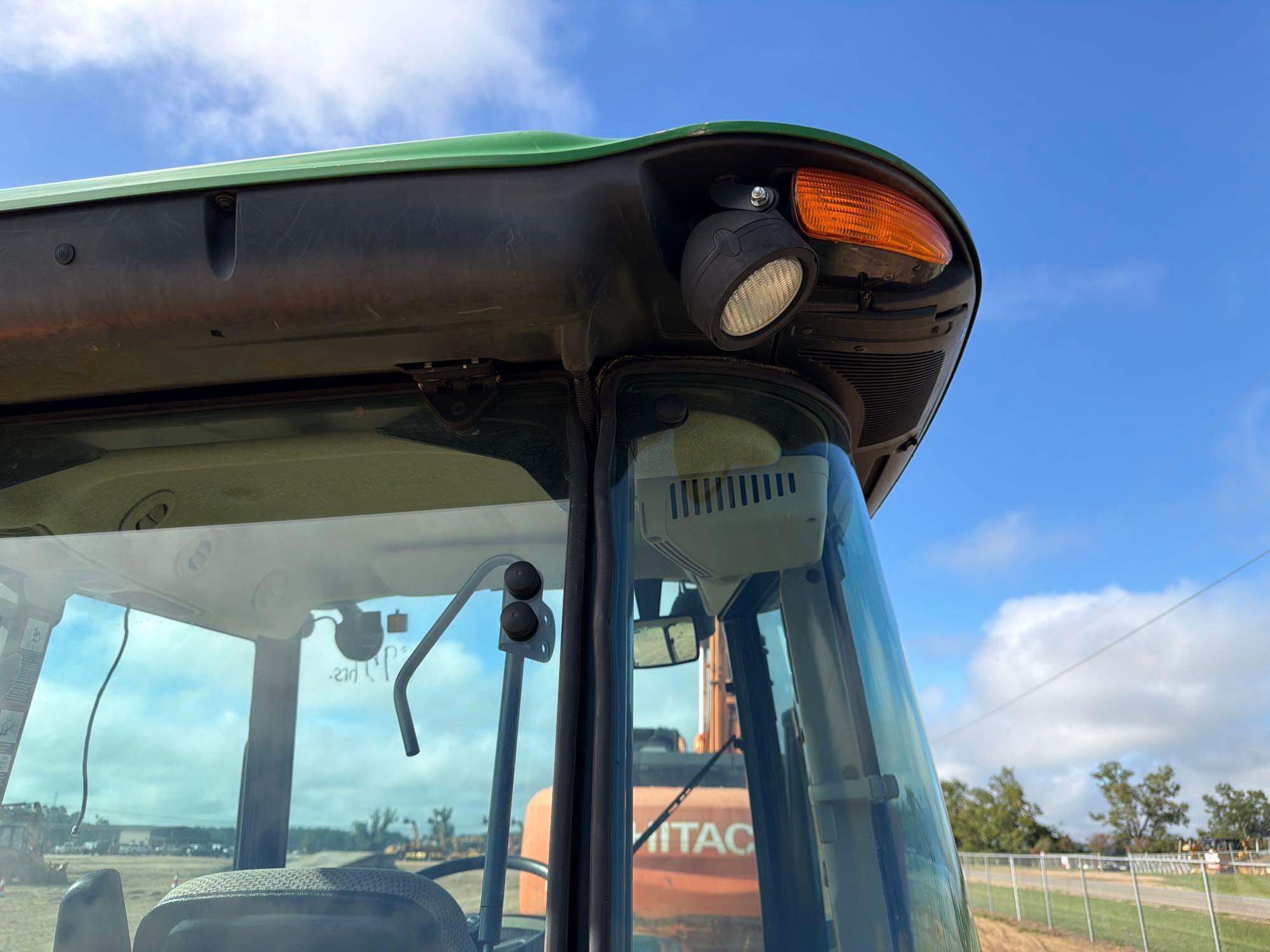 John Deere 5100E