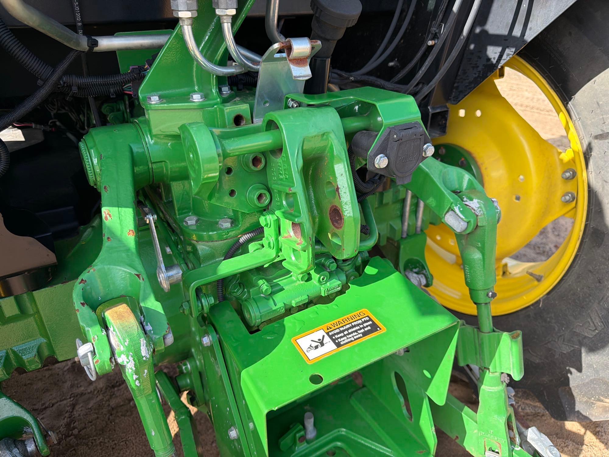 John Deere 5100E