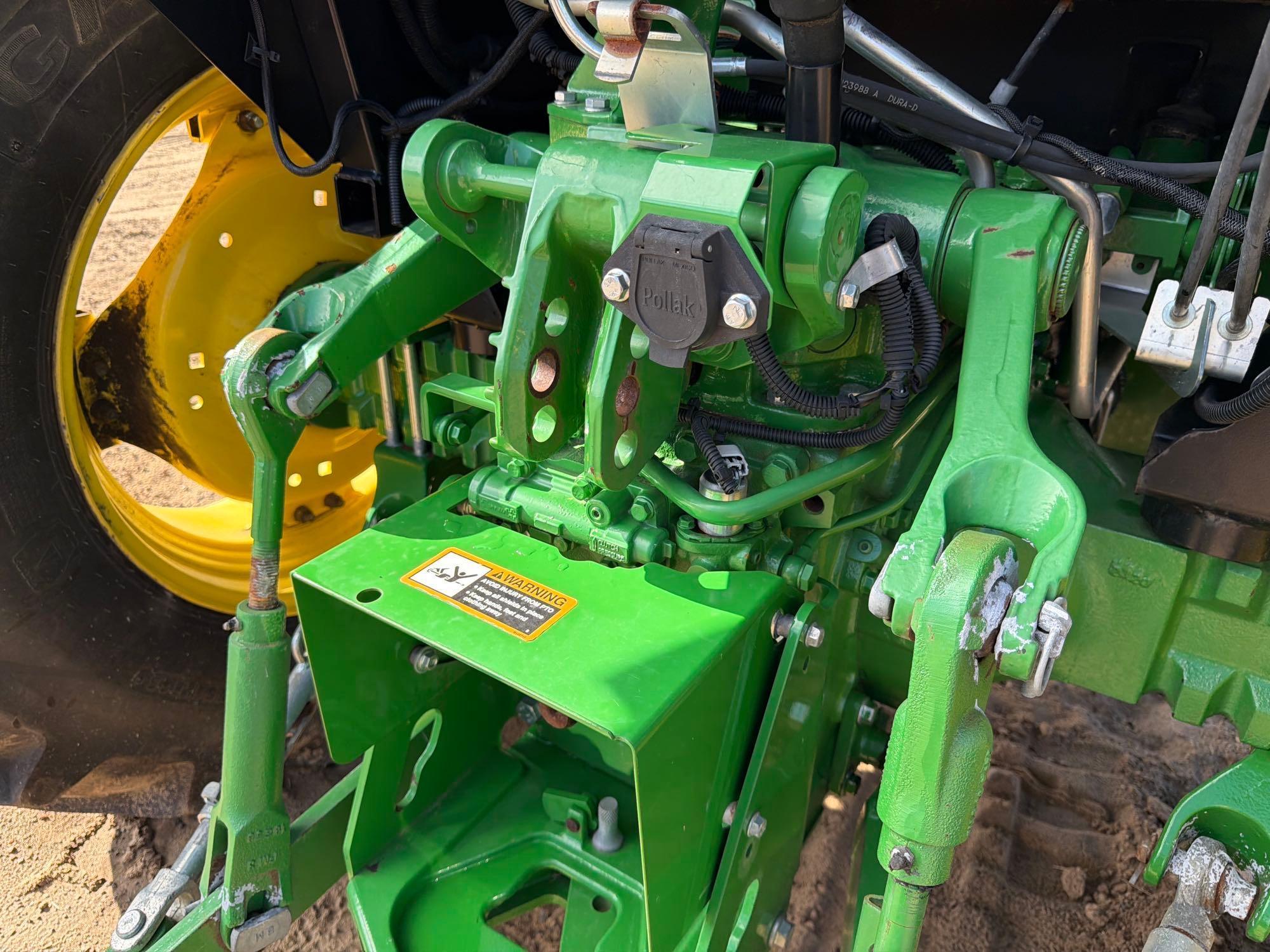 John Deere 5100E
