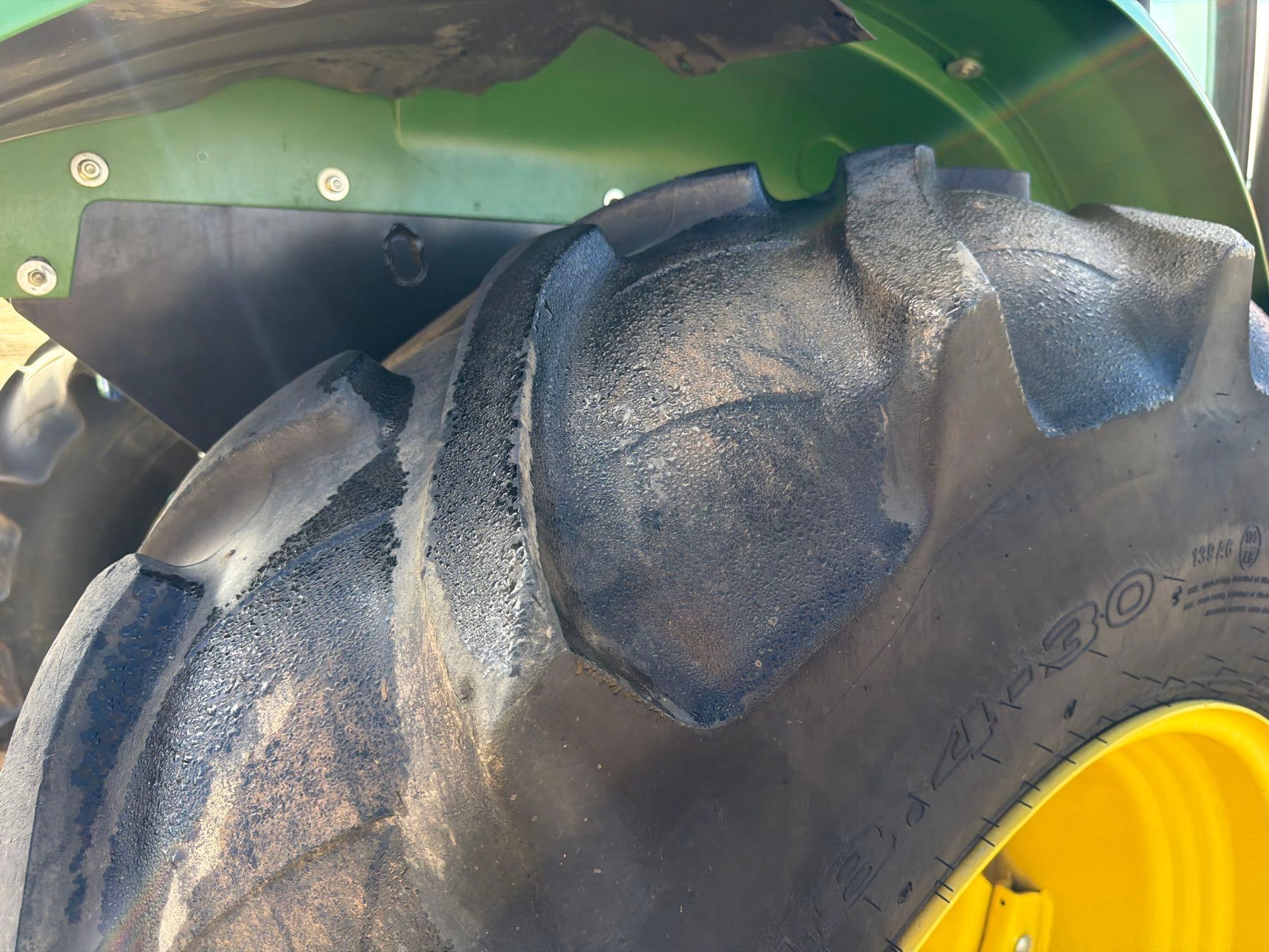 John Deere 5100E
