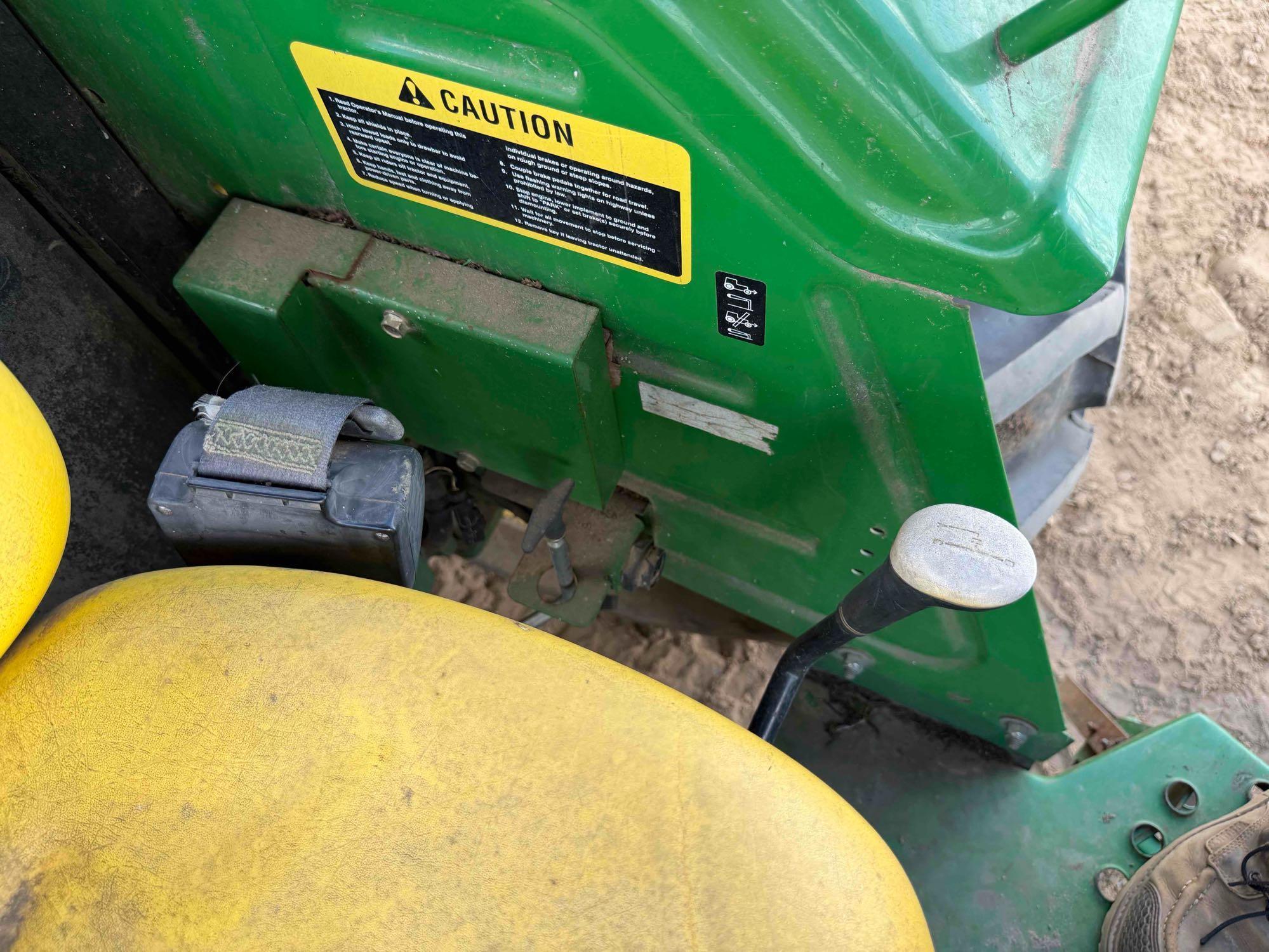 John Deere 5070