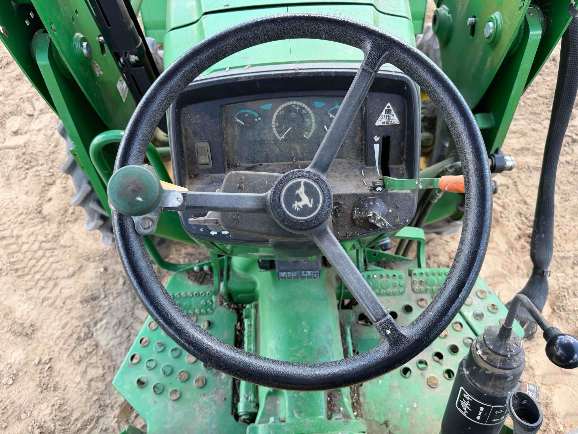 John Deere 5070