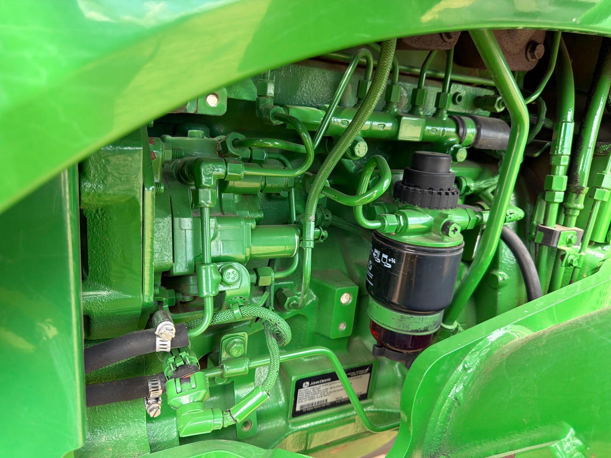2015 John Deere 5055E