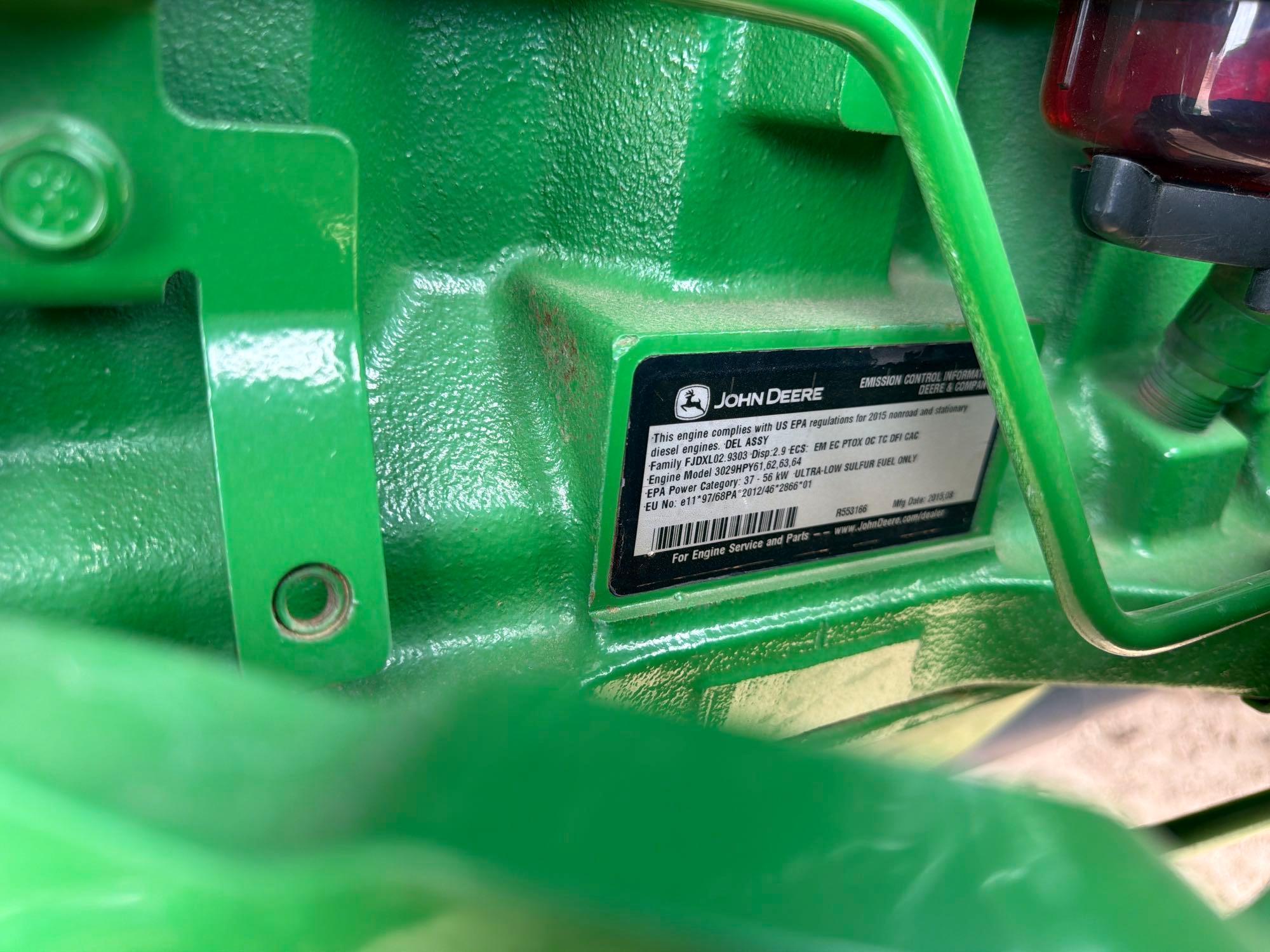 2015 John Deere 5055E