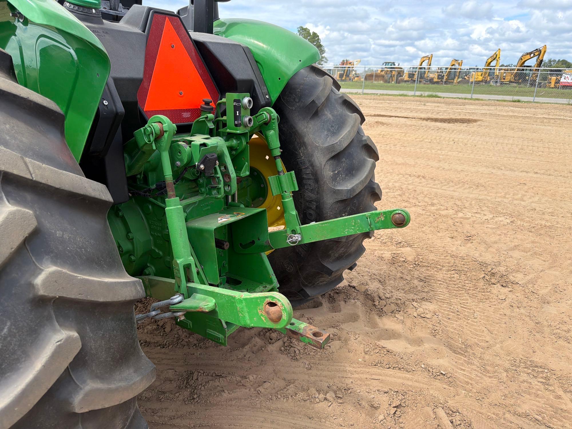 2015 John Deere 5055E
