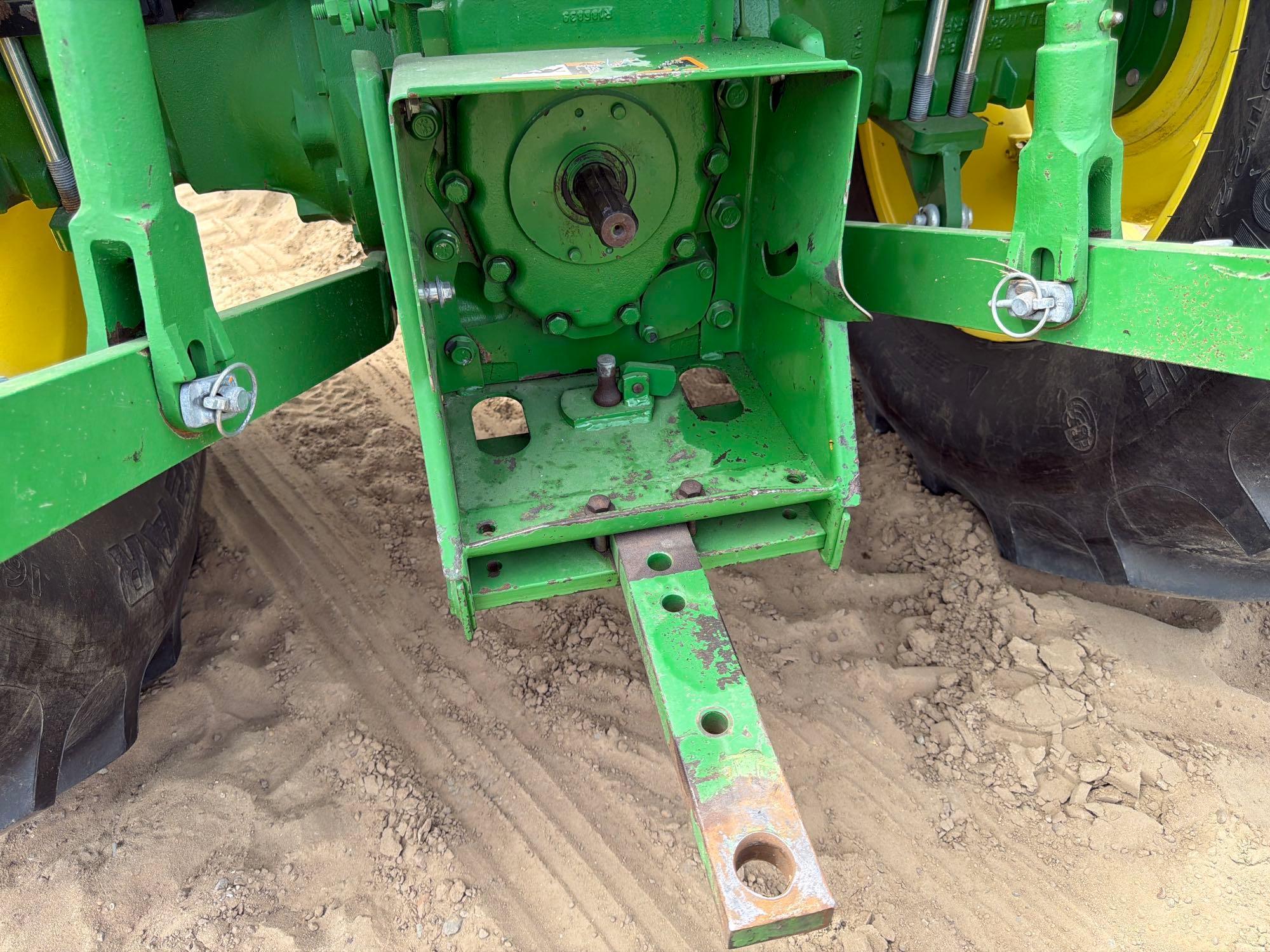 2015 John Deere 5055E