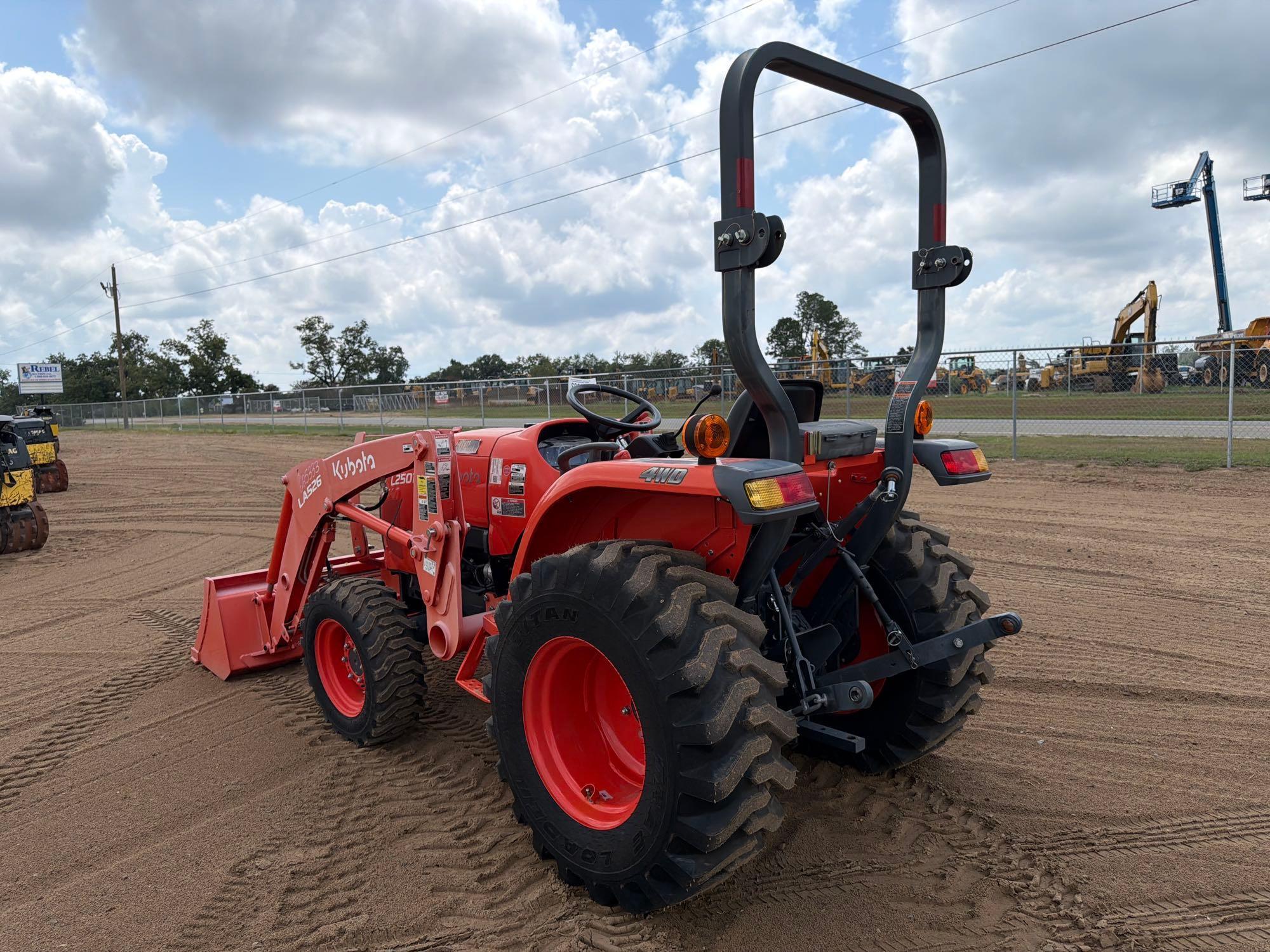 2025 Kubota L2501