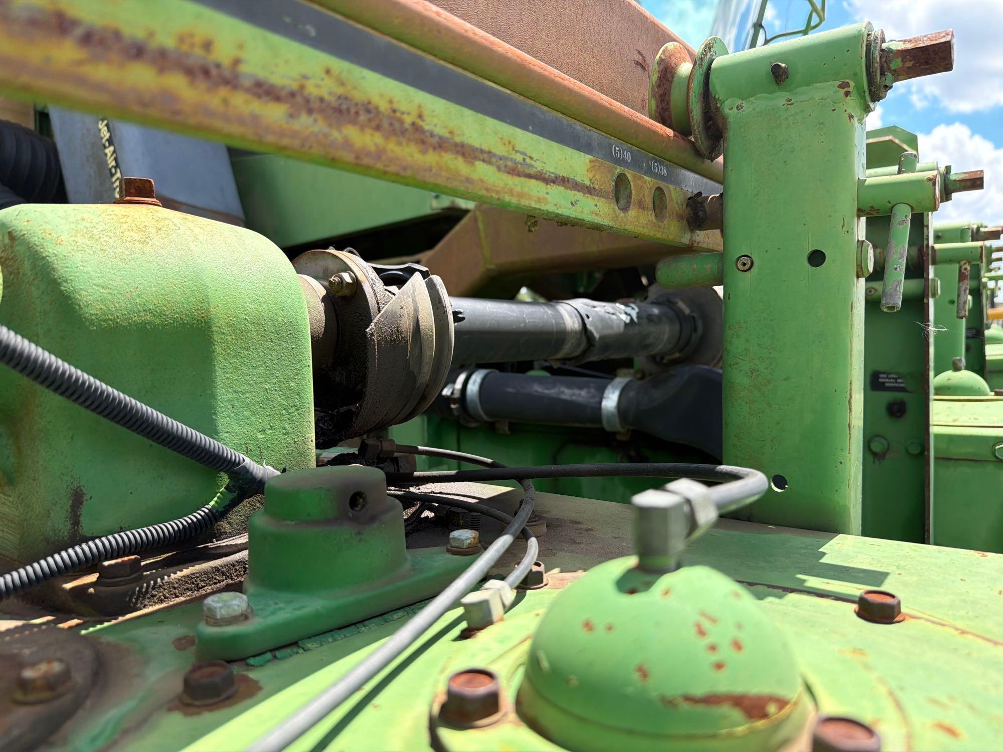John Deere 9965