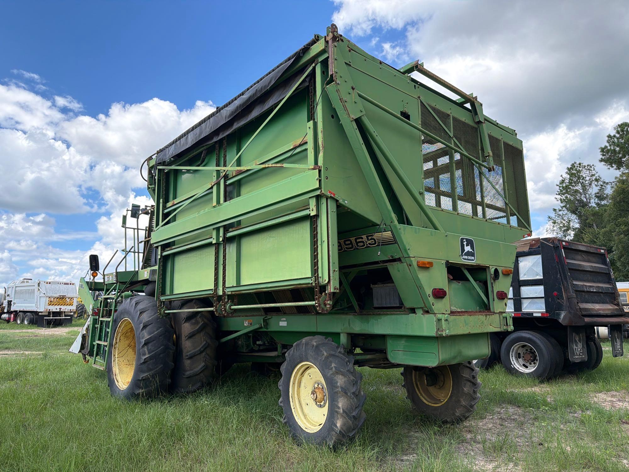 John Deere 9965