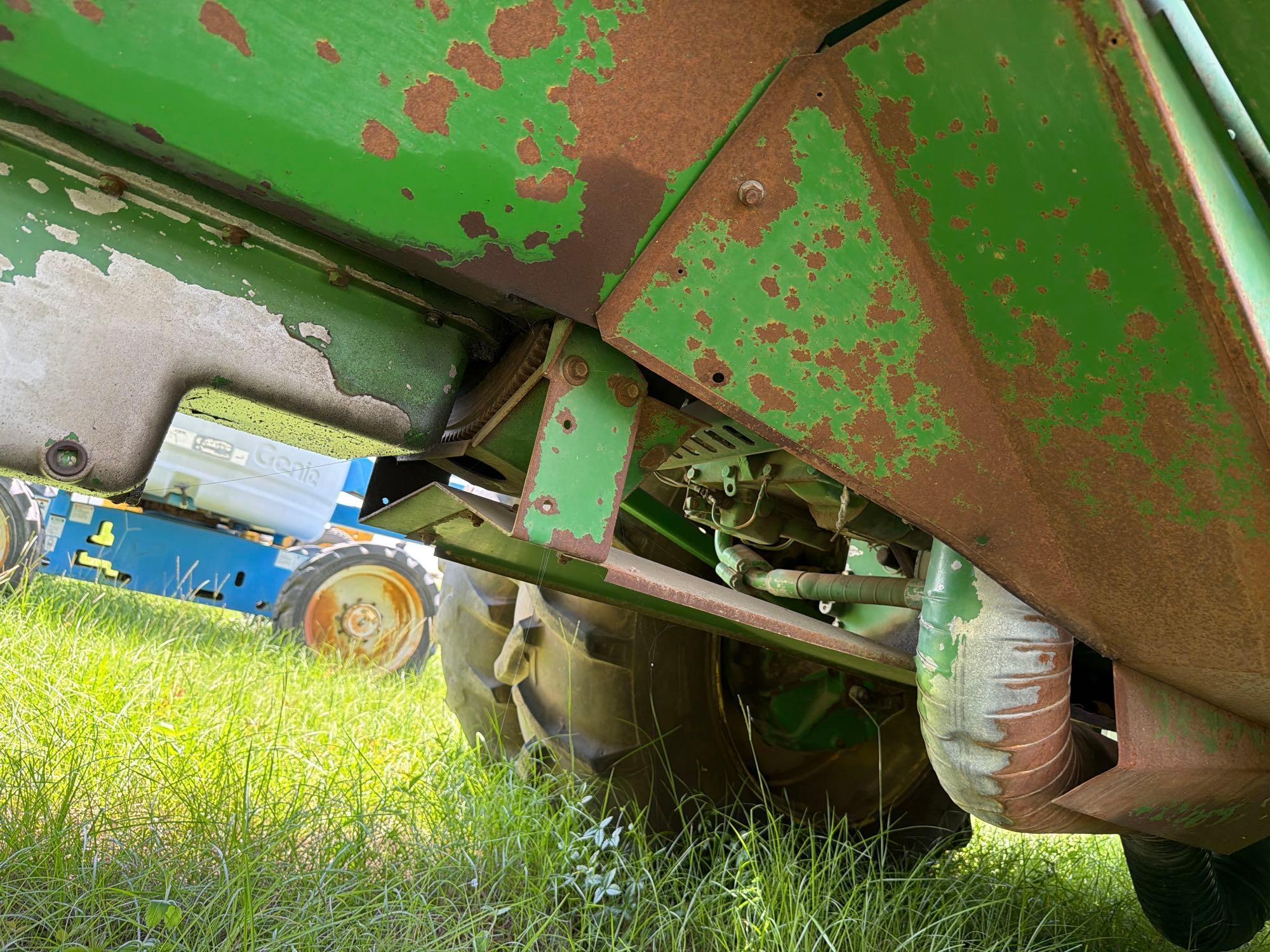 John Deere 9965