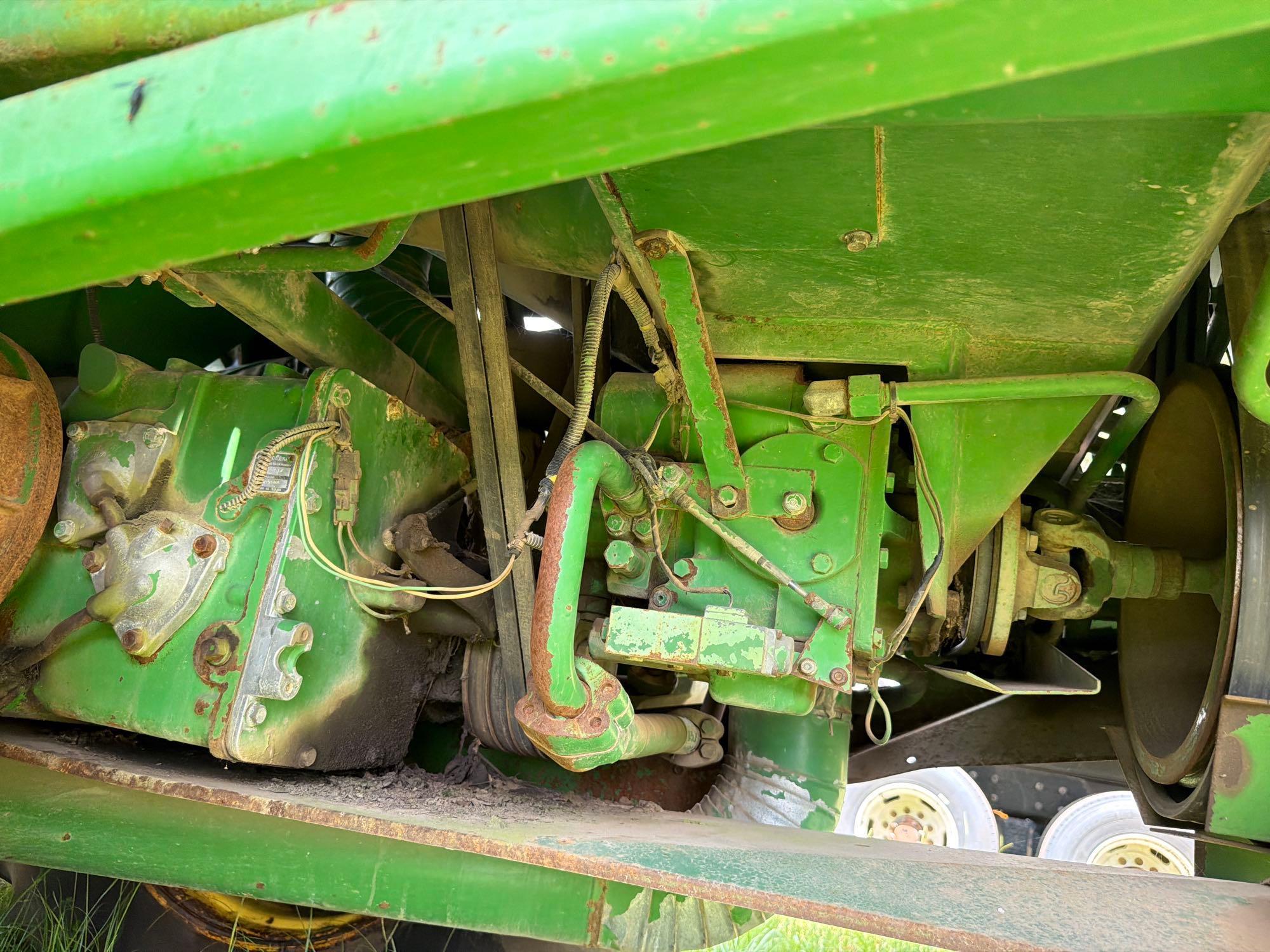 John Deere 9965