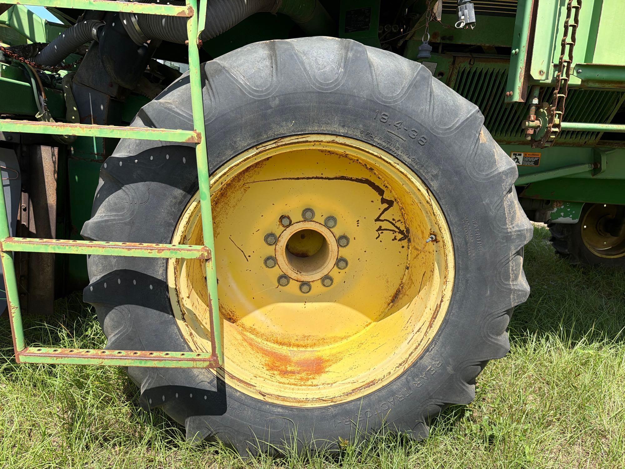 John Deere 9965