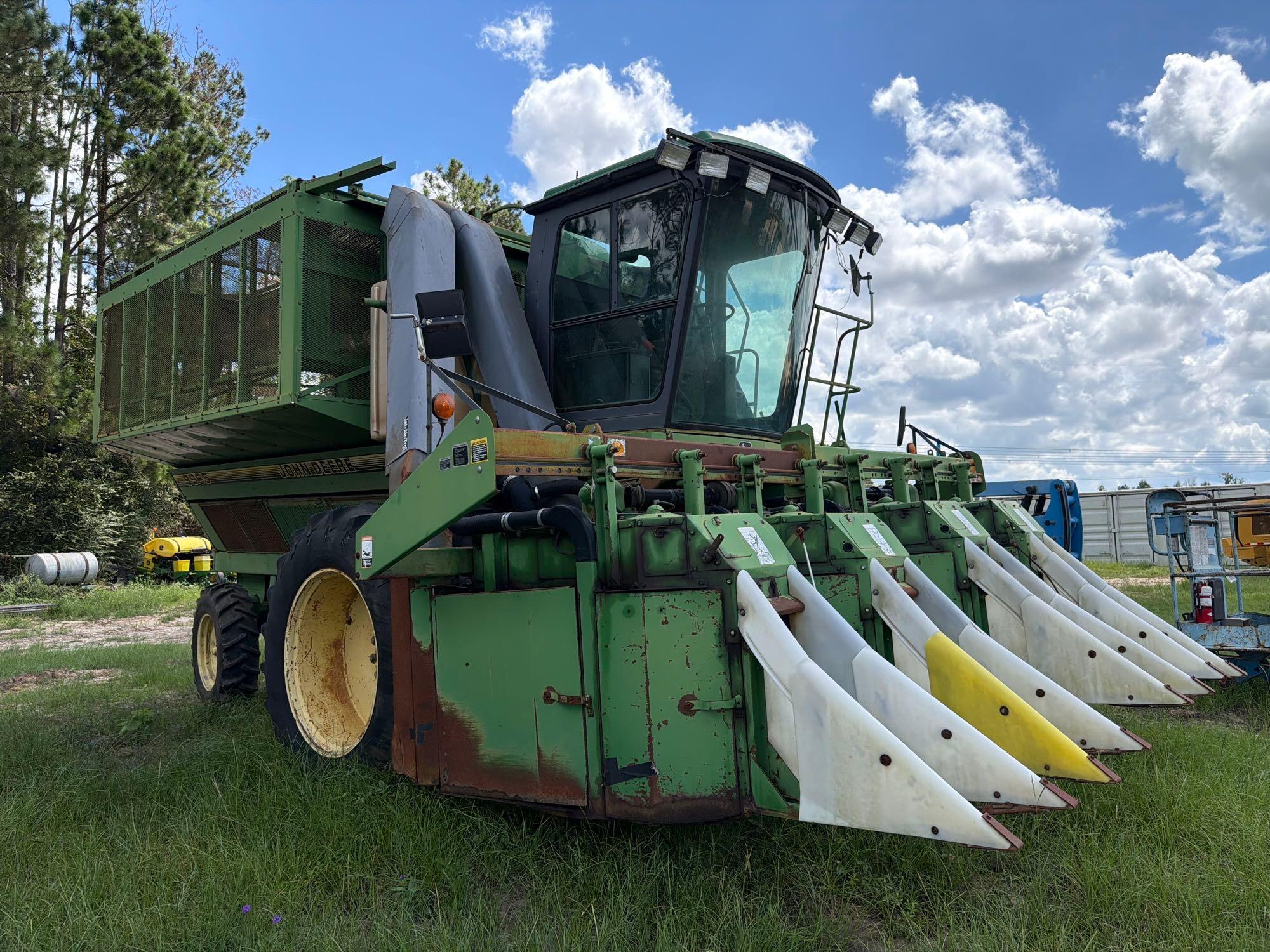 John Deere 9965