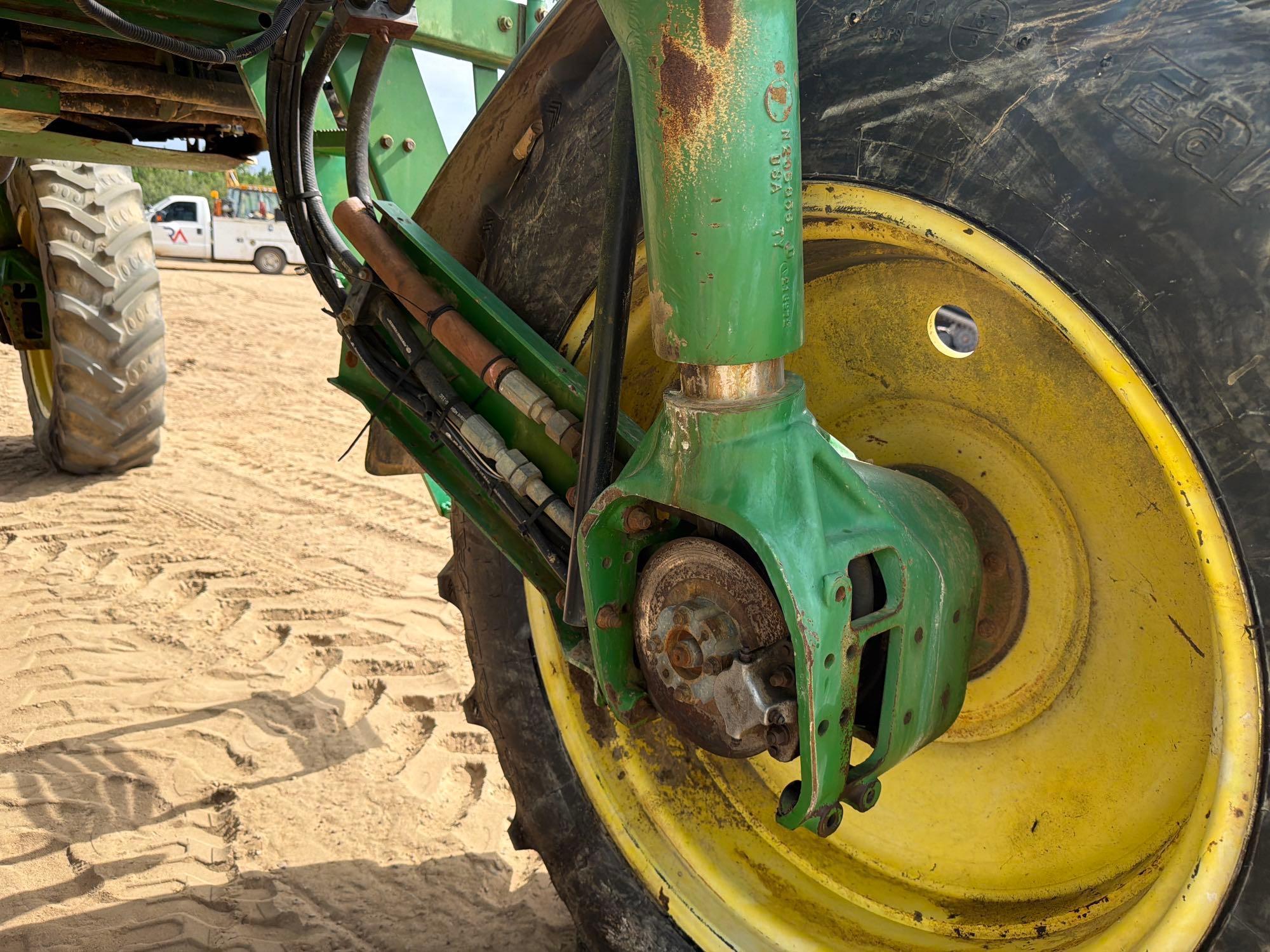 John Deere 4700