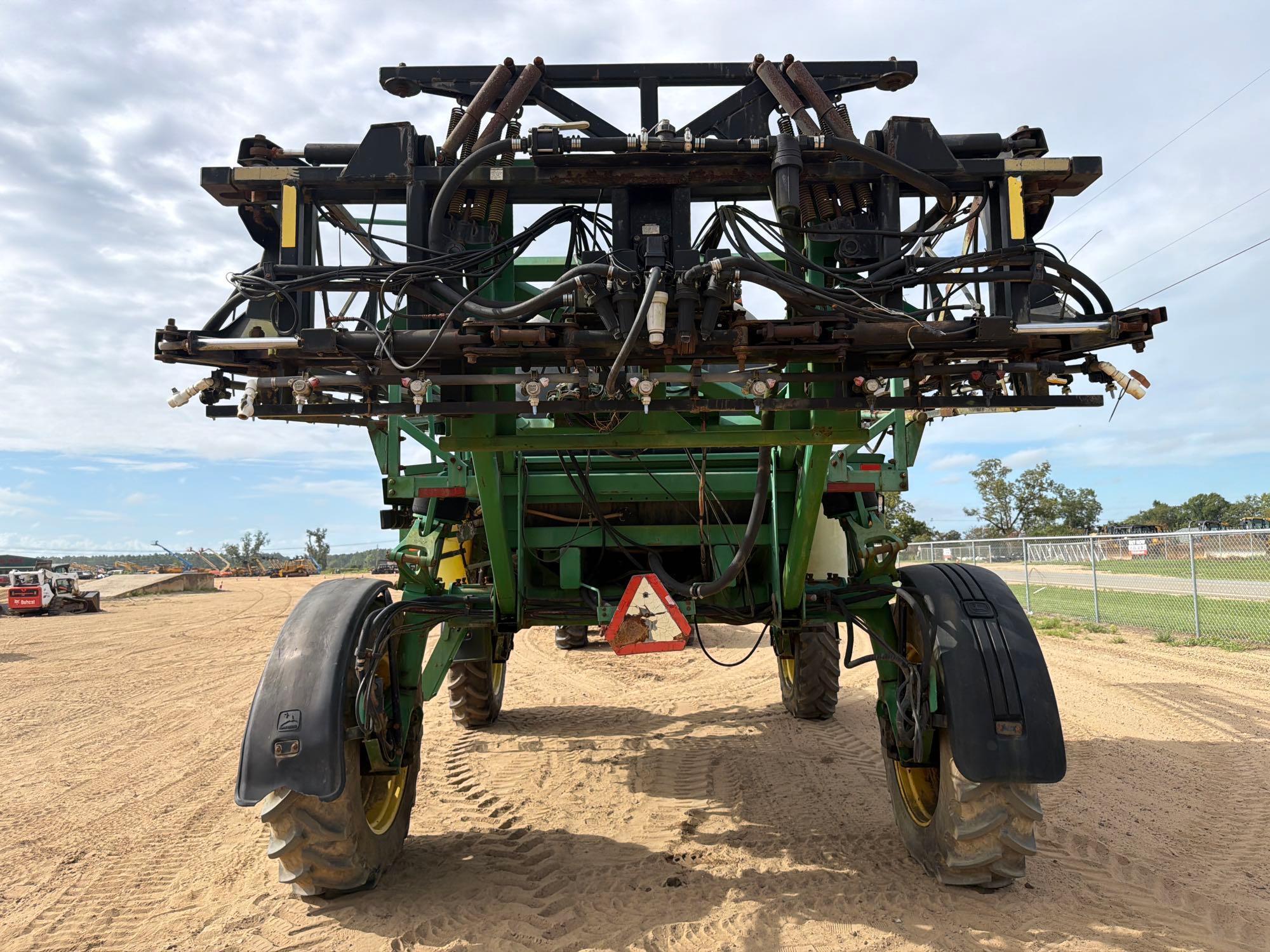 John Deere 4700
