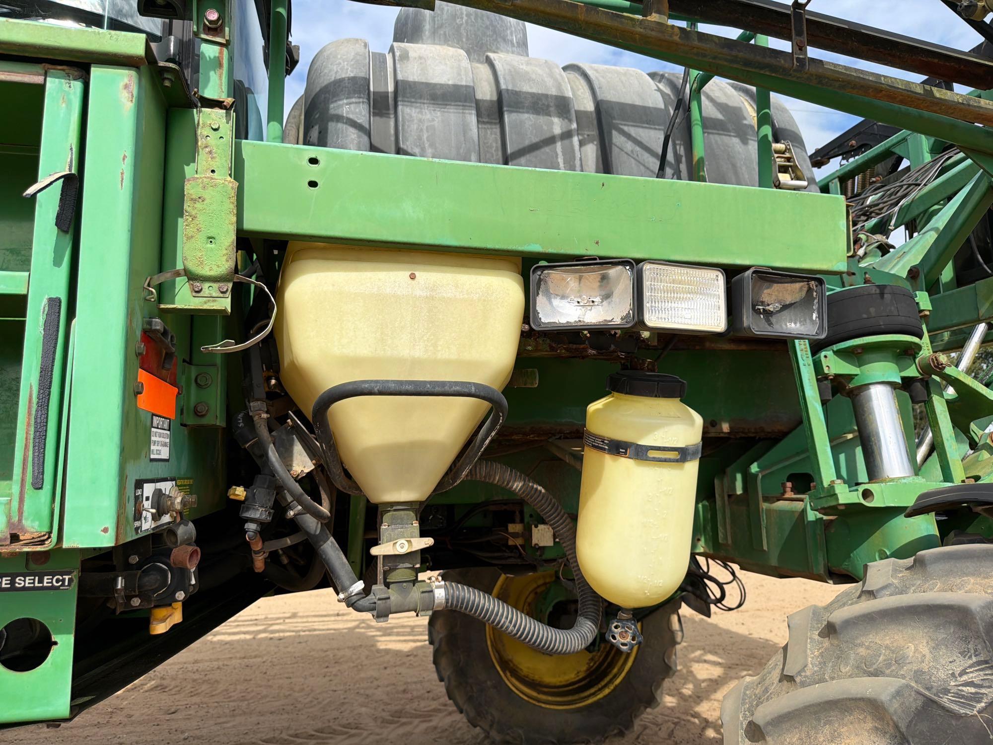 John Deere 4700