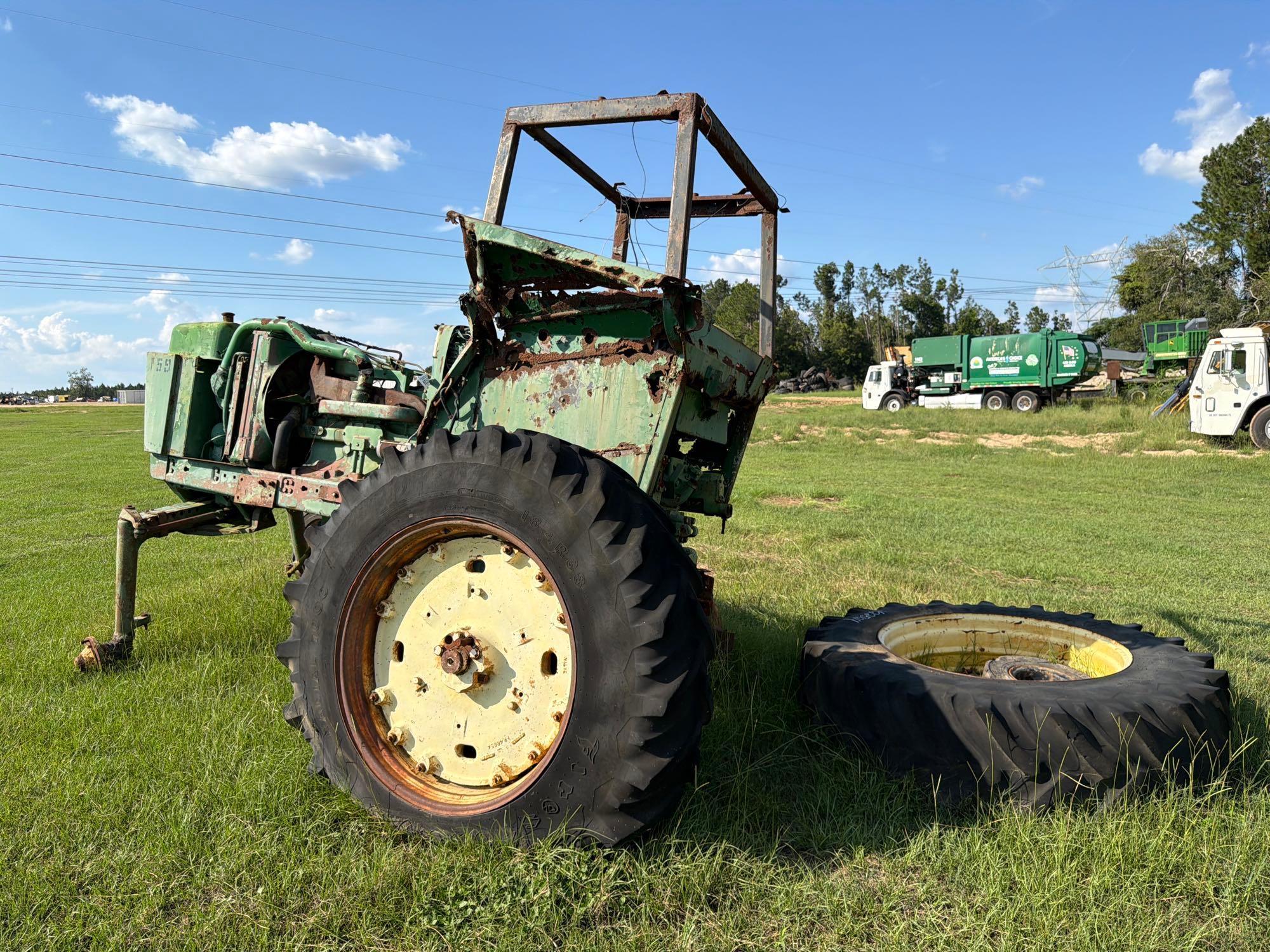 John Deere 4240