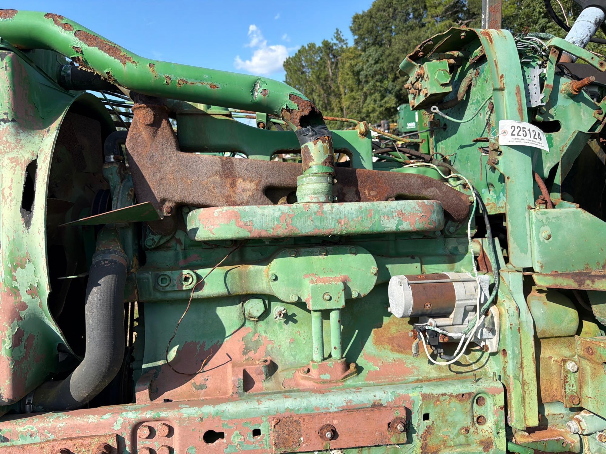 John Deere 4240