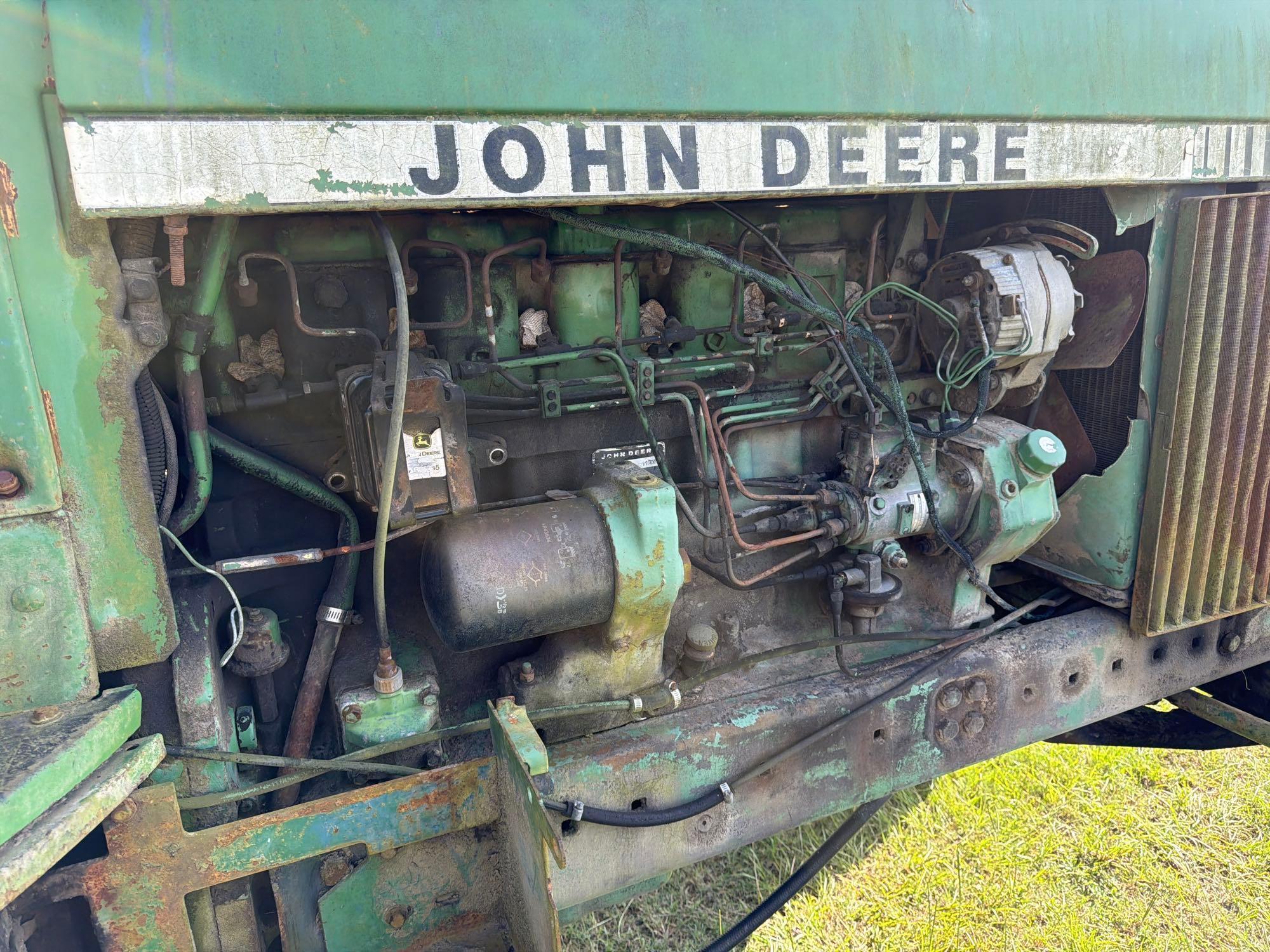 John Deere 4040