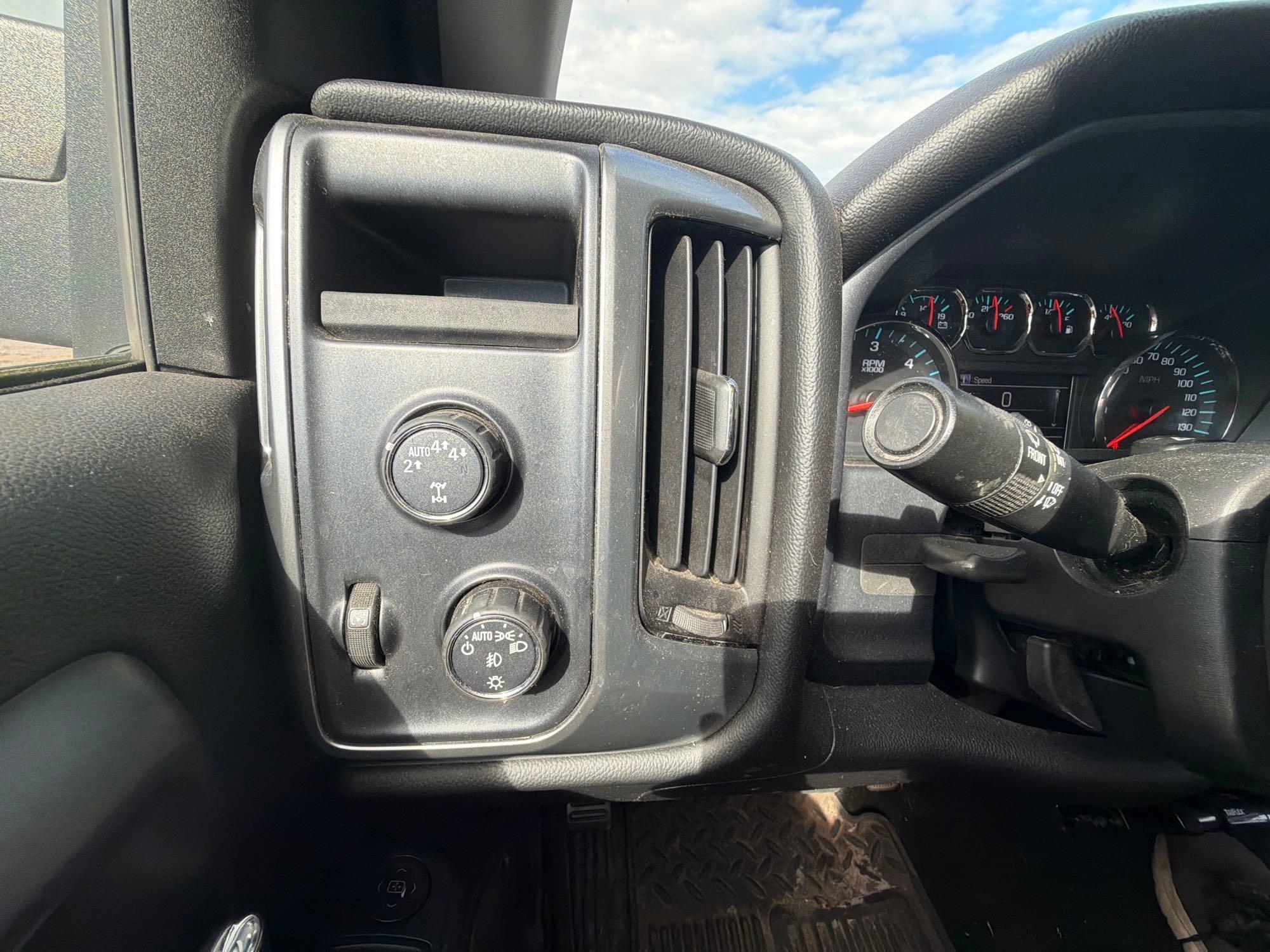 Chevrolet SILVERADO